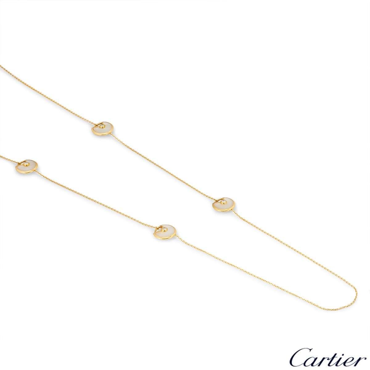 Cartier Amulette de Cartier-Halskette mit Diamanten und Perlmutt im Zustand „Hervorragend“ in London, GB