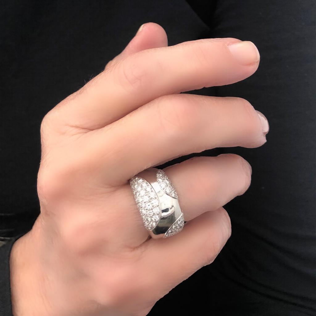 Cartier Diamond and White Gold Band Ring In Good Condition For Sale In Miami, FL