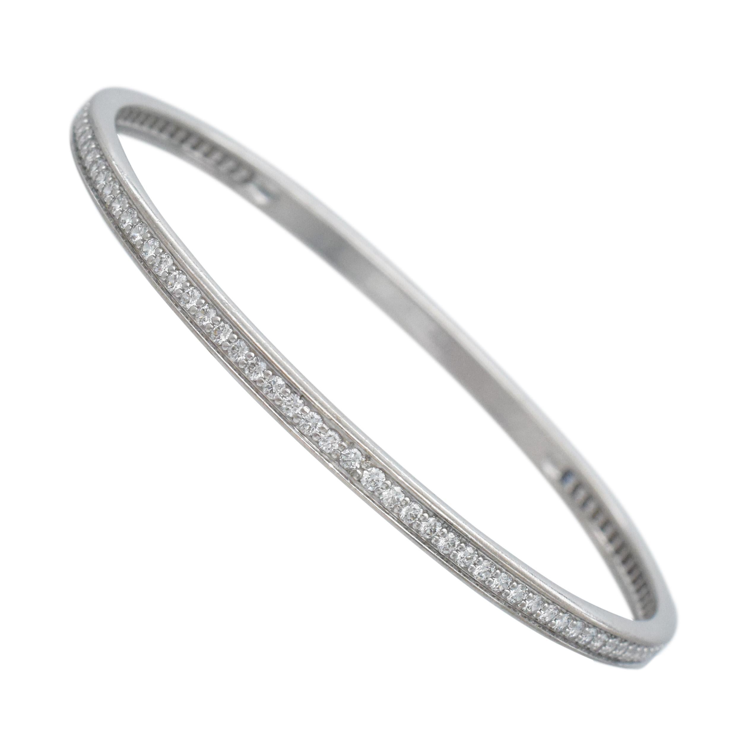 Cartier Diamant-Armreif aus 18k Weißgold im Zustand „Hervorragend“ im Angebot in New York, NY