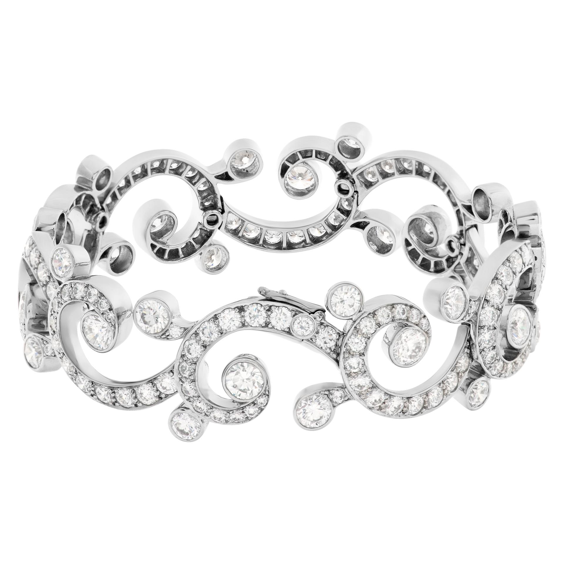 Cartier Diamond Bangle Bracelet in Platinum In Excellent Condition In Surfside, FL