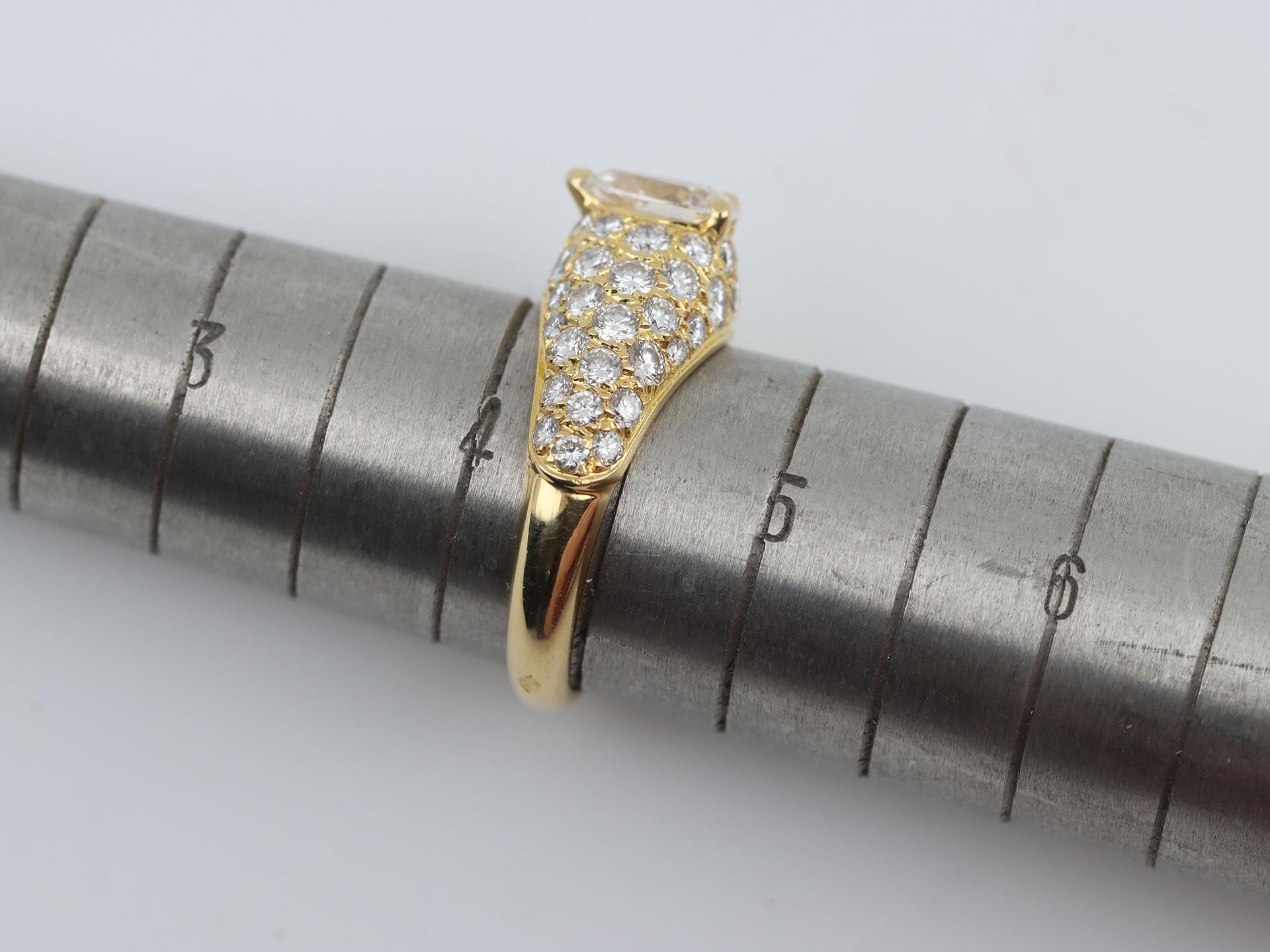 Cartier diamond bombe ring, French, circa 1998 For Sale 3