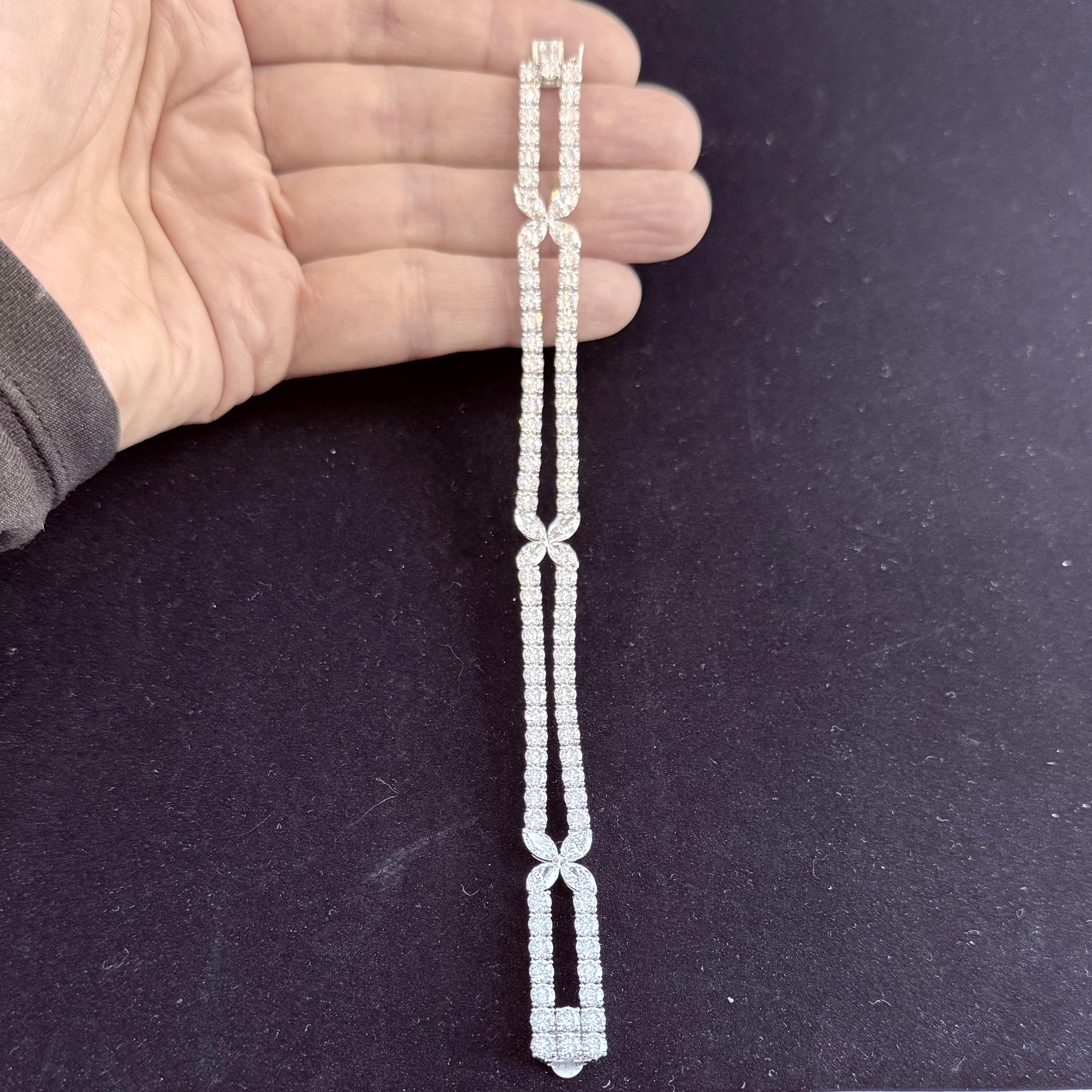 Cartier Paris , Circa 1990 Flexible Diamond Bracelet For Sale 3