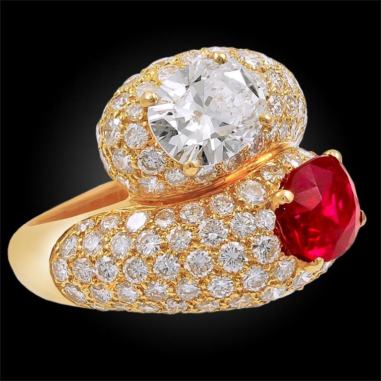 Cartier Diamond Burma Ruby Toi Et Moi Ring For Sale at 1stdibs