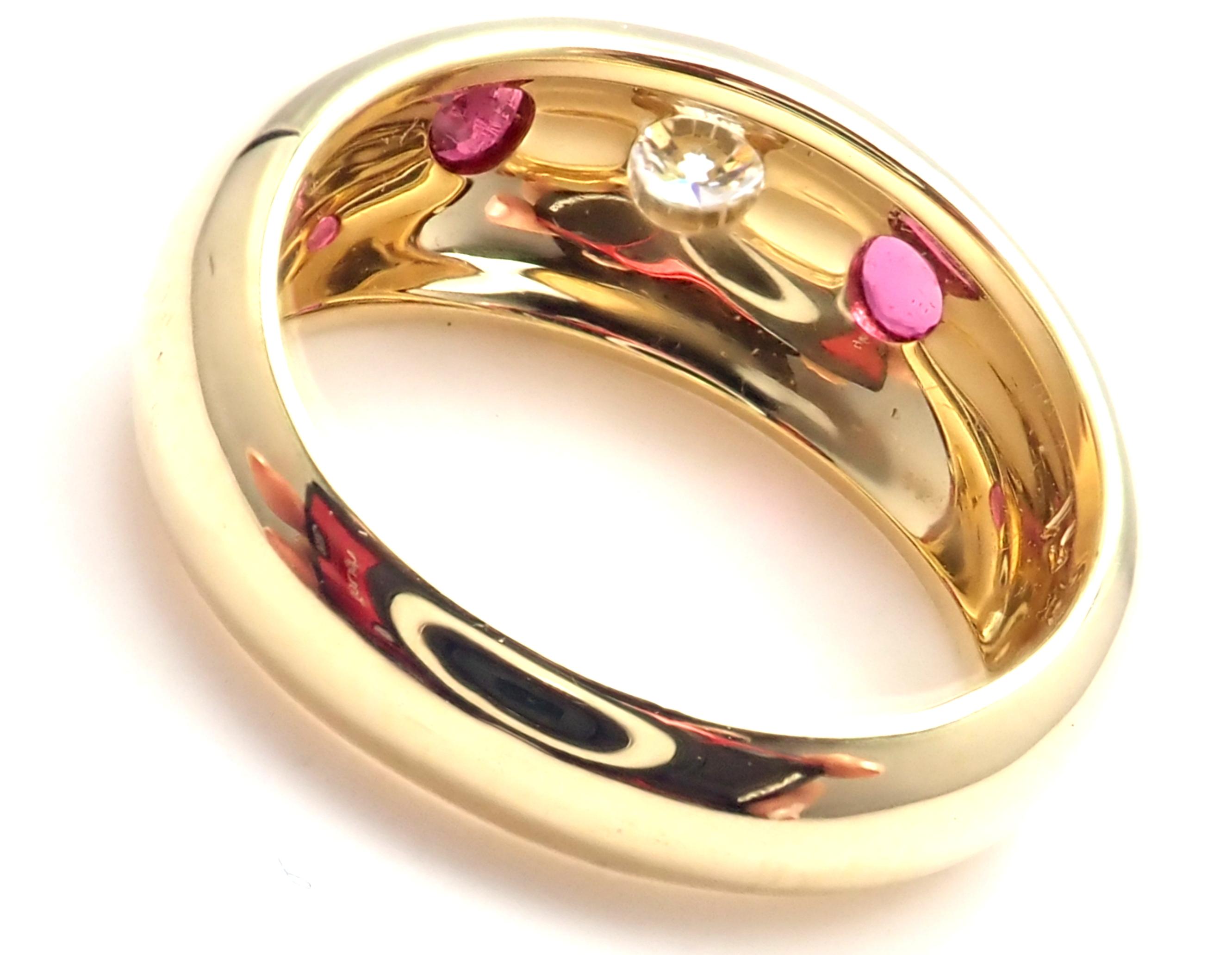 Cartier Diamond Center Ruby Yellow Gold Band Ring In Excellent Condition In Holland, PA