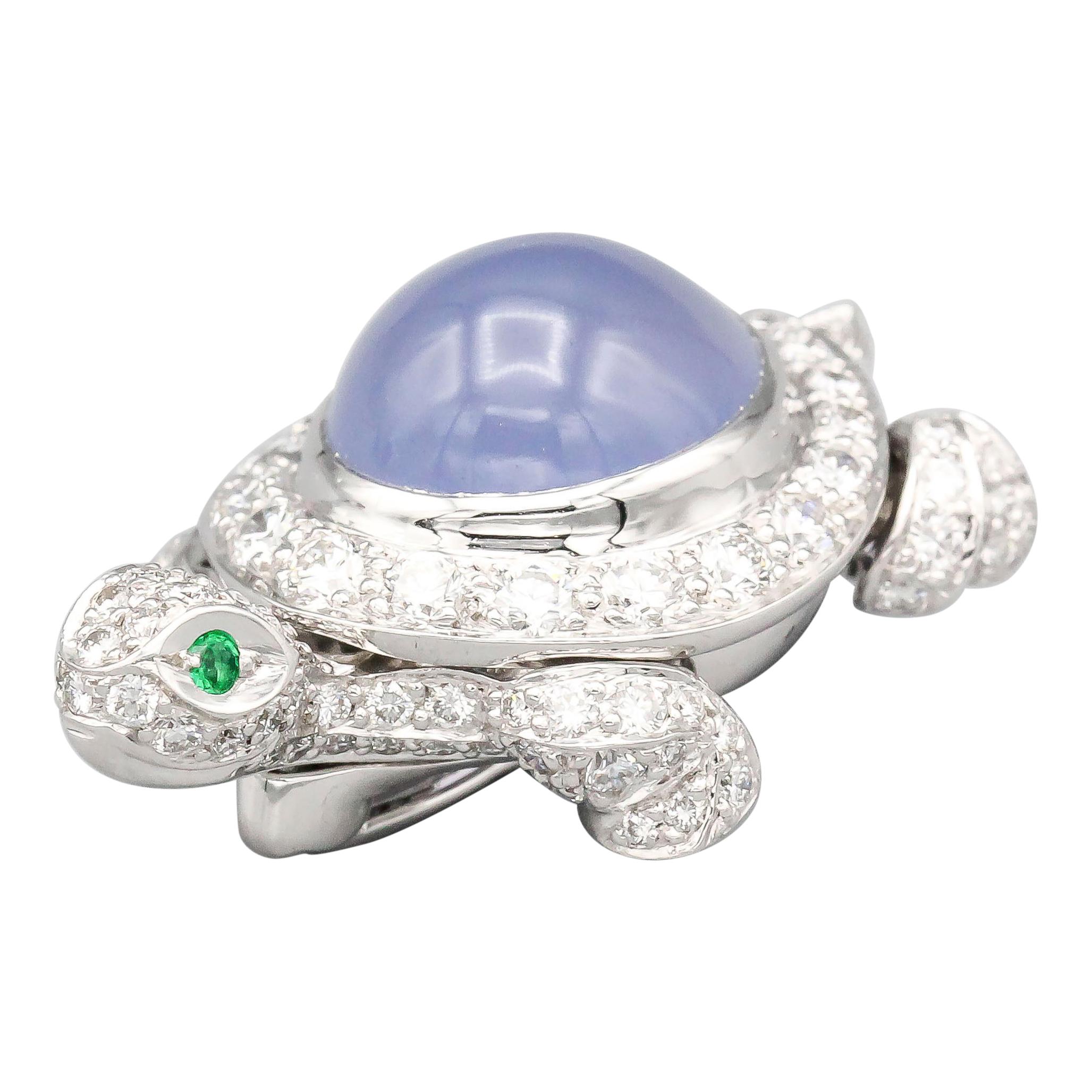 Cartier Diamond Chalcedony and 18 Karat White Gold Turtle Brooch For Sale