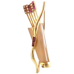 Vintage Cartier Diamond Chalcedony Ruby Bow Arrow Yellow Gold Pin Brooch