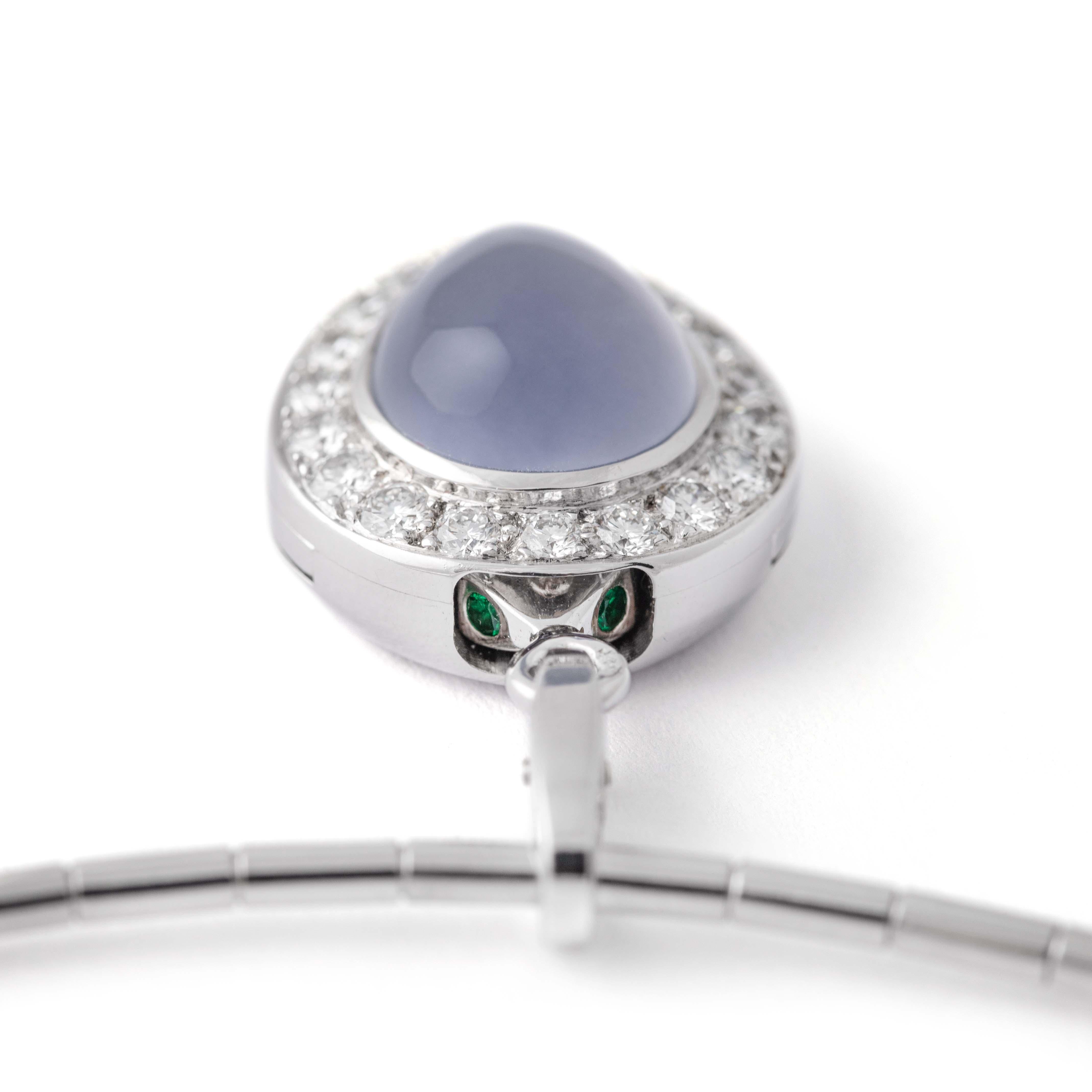 Cartier Diamond Chalcedony White Gold 18K Retractable Turtle Pendant Necklace In Excellent Condition For Sale In Geneva, CH
