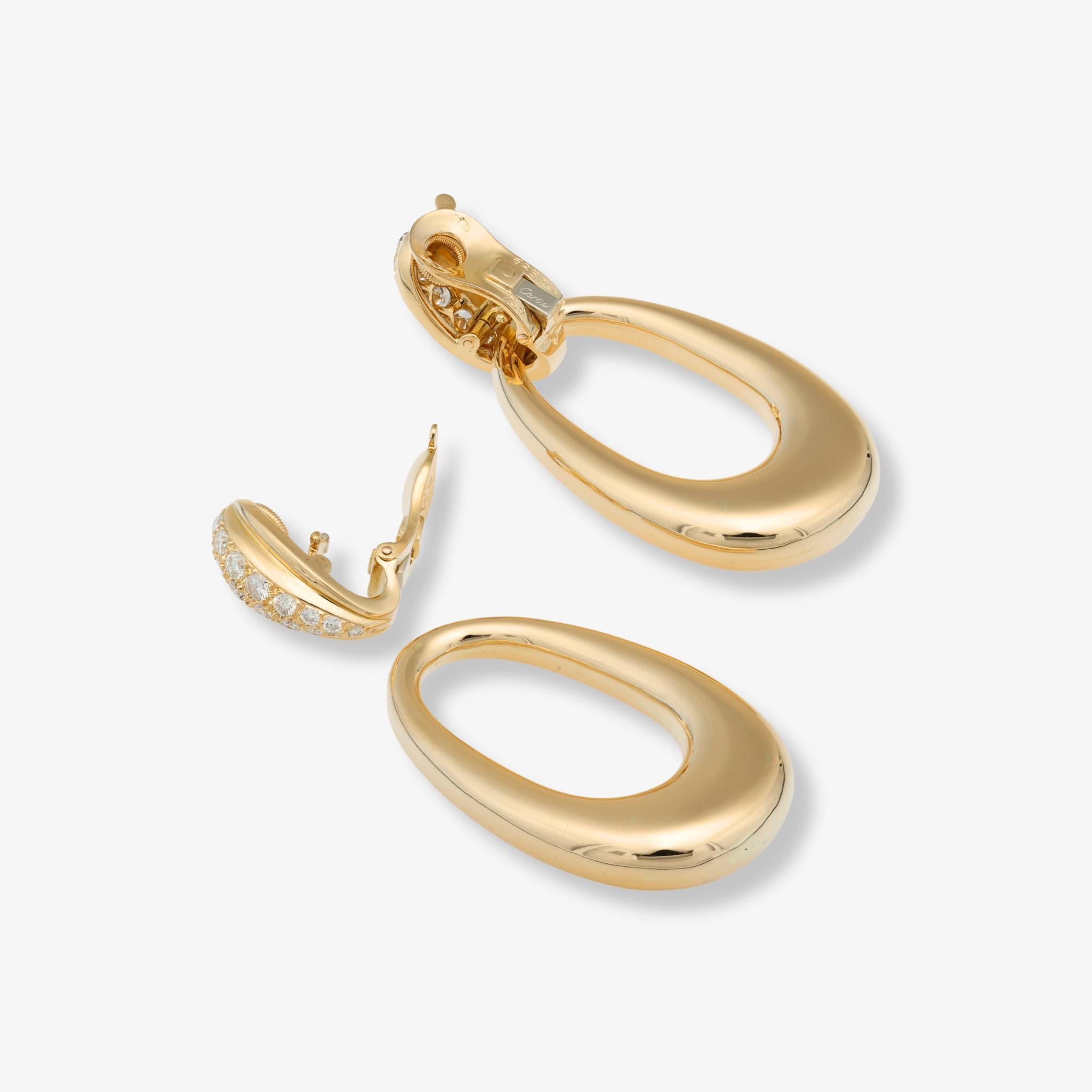 Boucles d'oreilles cabriolet en or jaune 18K avec diamants de Cartier Excellent état - En vente à Tampa, FL