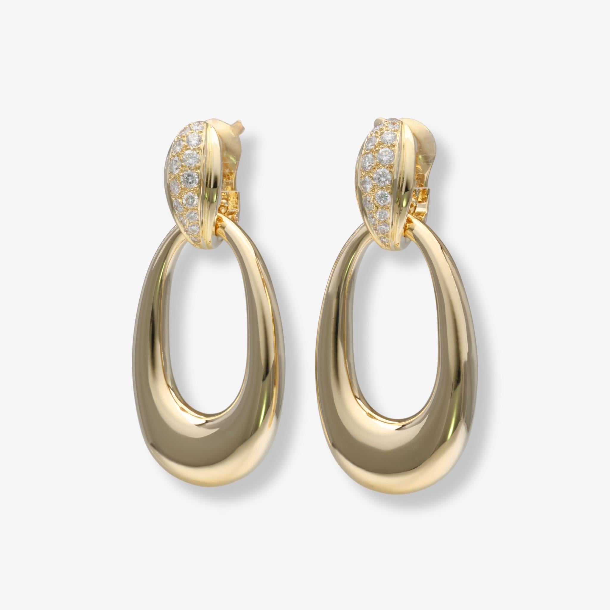 Rétro Boucles d'oreilles cabriolet en or jaune 18K avec diamants de Cartier en vente