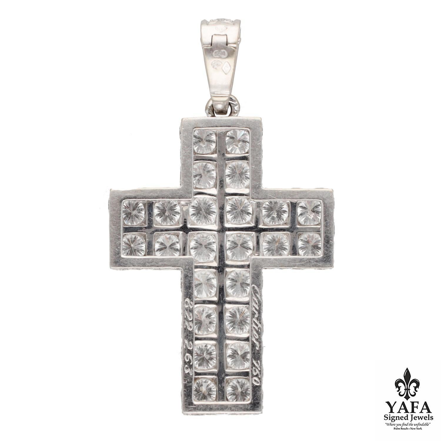 Round Brilliant-Cut Diamond Cross and Bail.
18K White Gold
Circa - 1990
Approximate Length - 3 CM
Approximate Width - 2.5 CM
French Assay Marks
Signed - Cartier