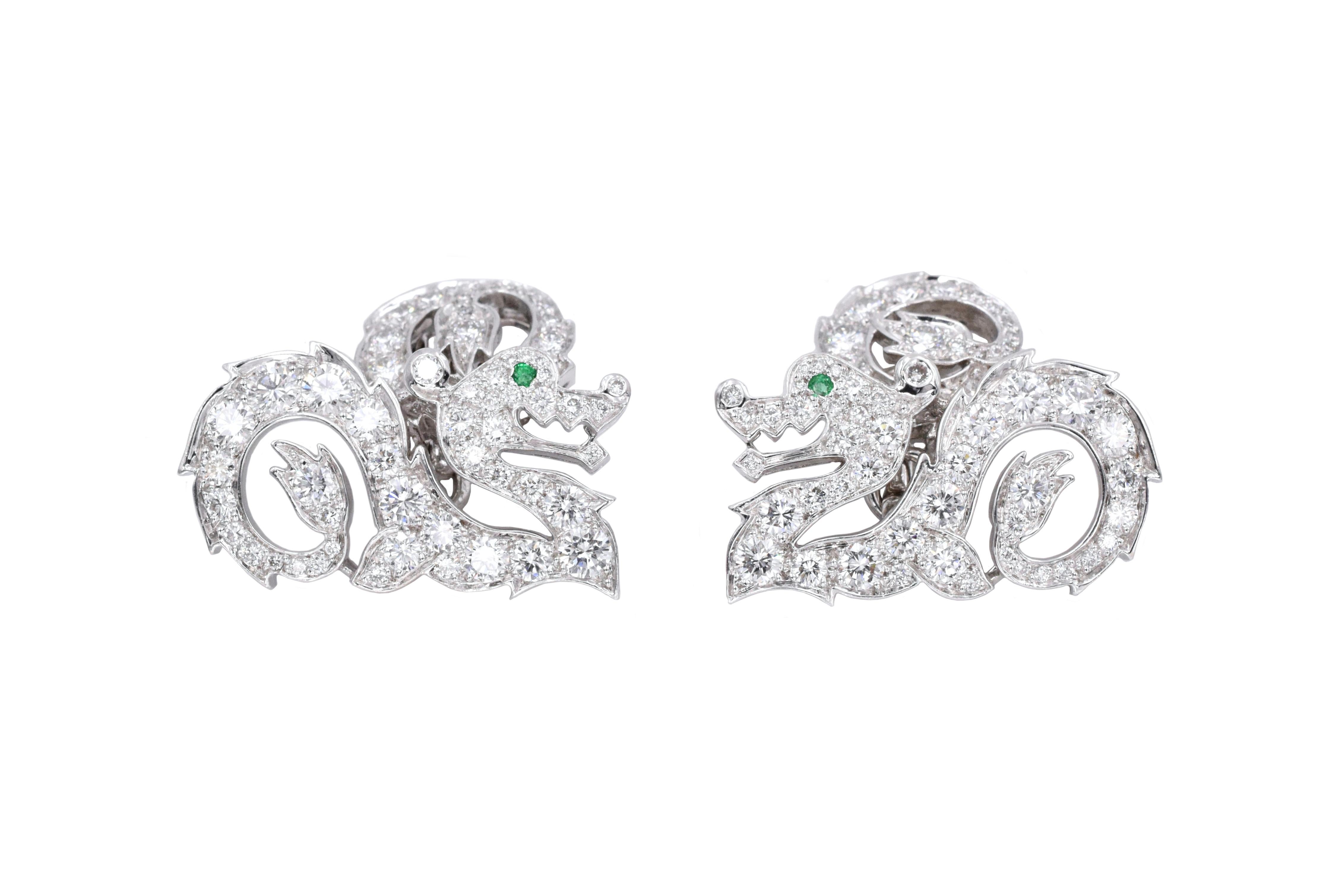 Artiste Cartier Boutons de manchette « dragon » en diamants en vente