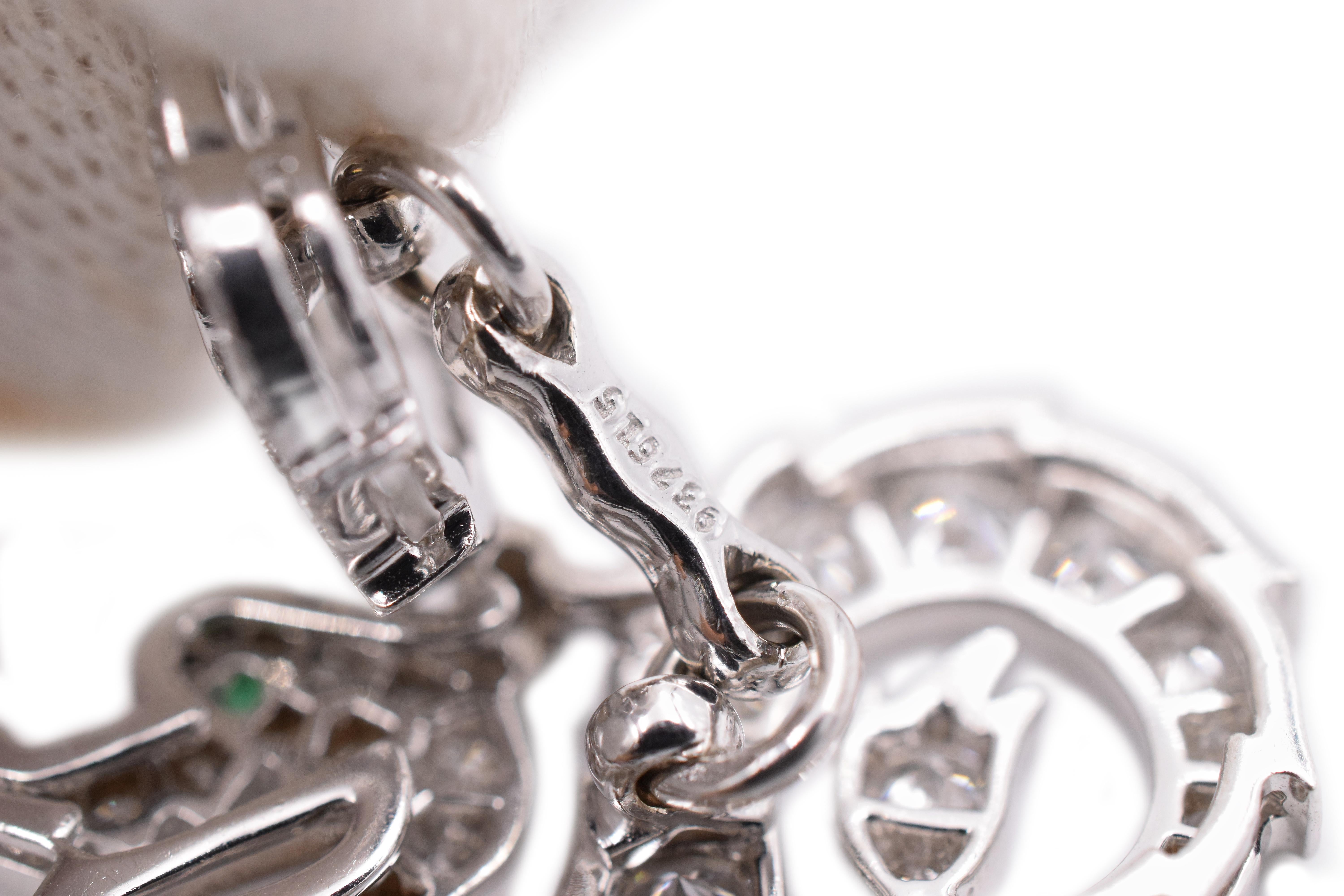 Cartier Boutons de manchette « dragon » en diamants en vente 1