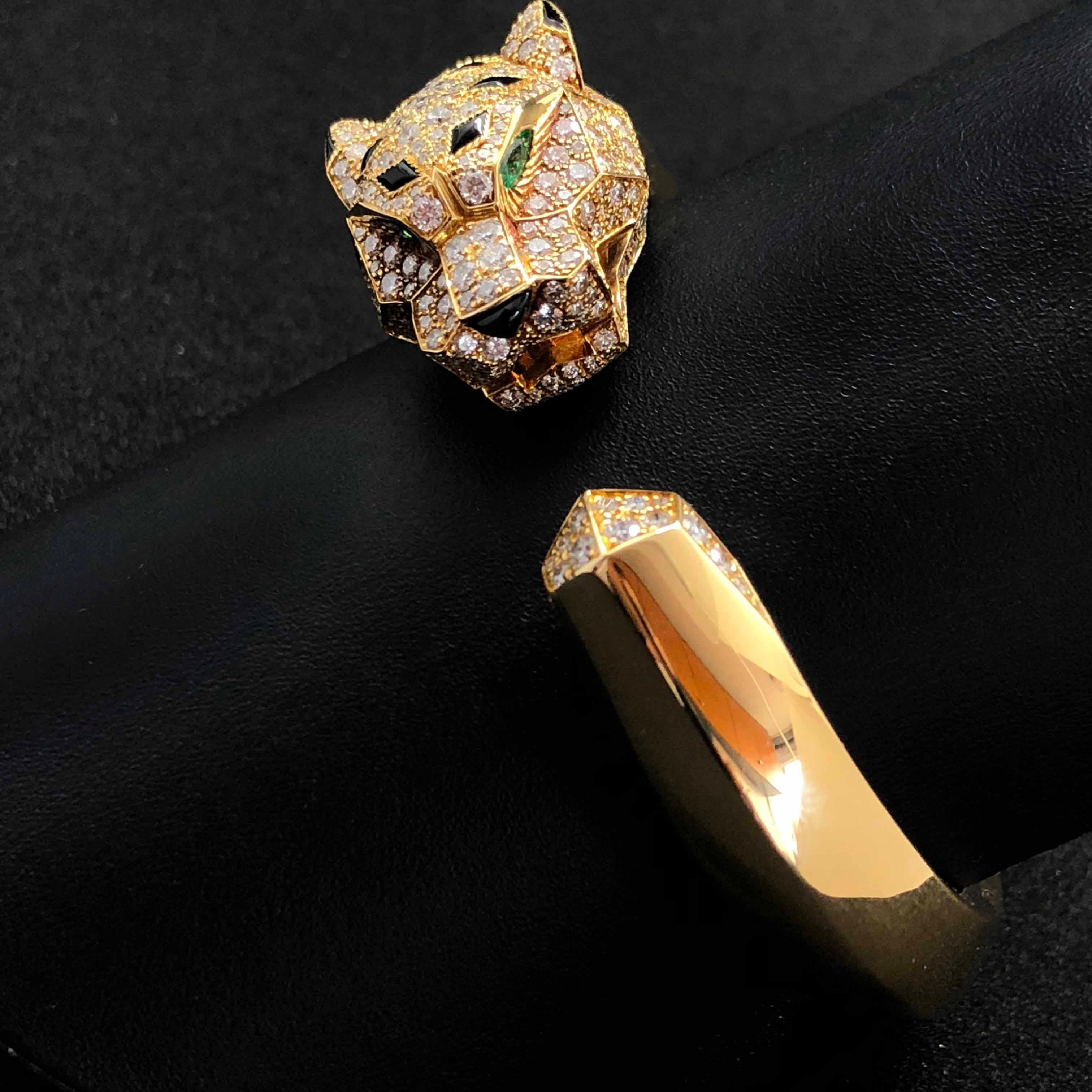 Women's Cartier Diamond Emerald and Onyx Panthere 18 Karat Yellow Gold Bangle Bracelet