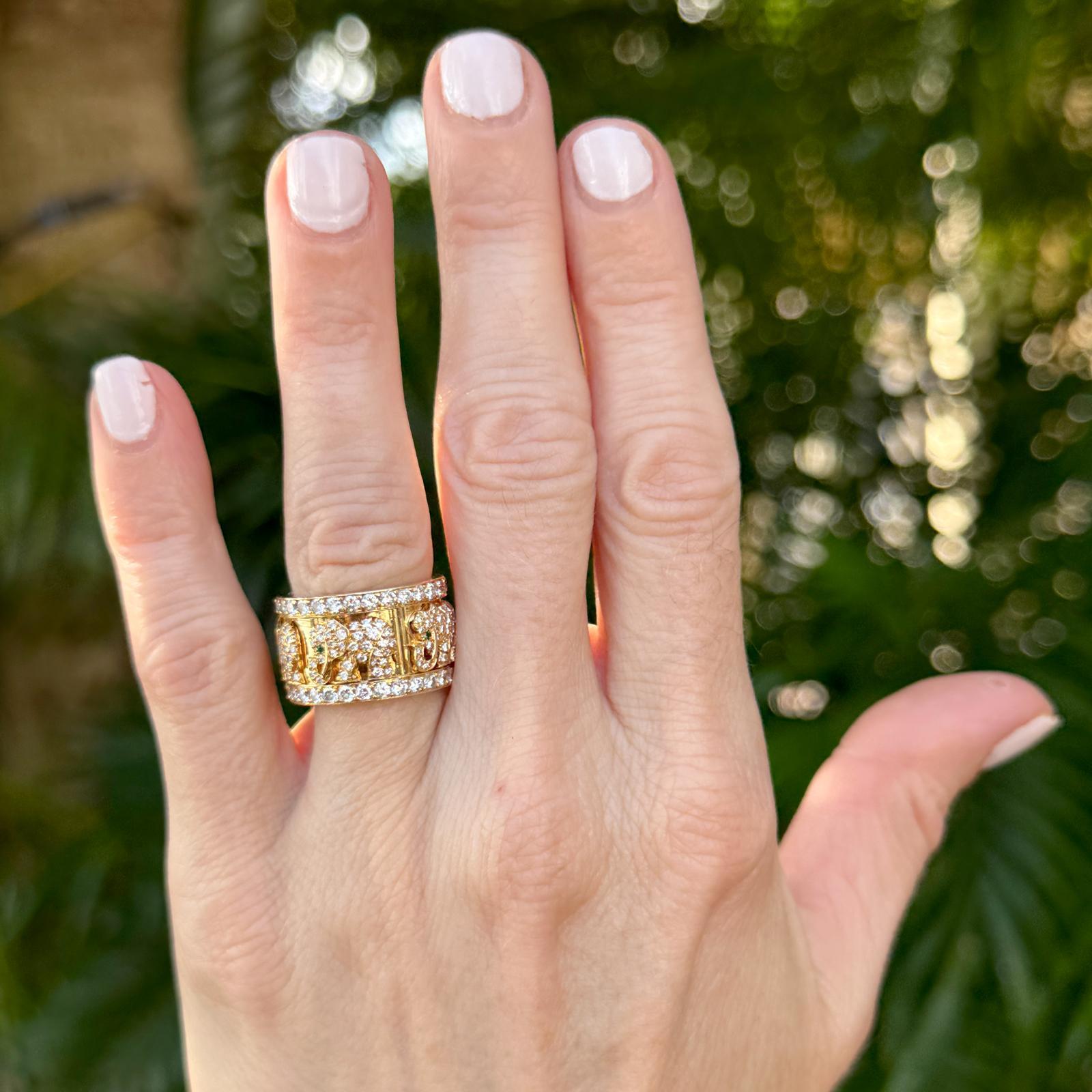 Women's Cartier Diamond Emerald Elephant 18 Karat Yellow Gold Band Ring Size 6.5 (53)