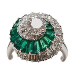 Retro Cartier Diamond Emerald Whirlwind Ring 
