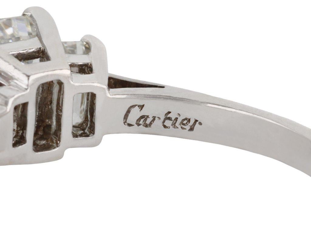 Cartier Diamond Flank Solitaire Ring, circa 1960 In Good Condition In London, GB