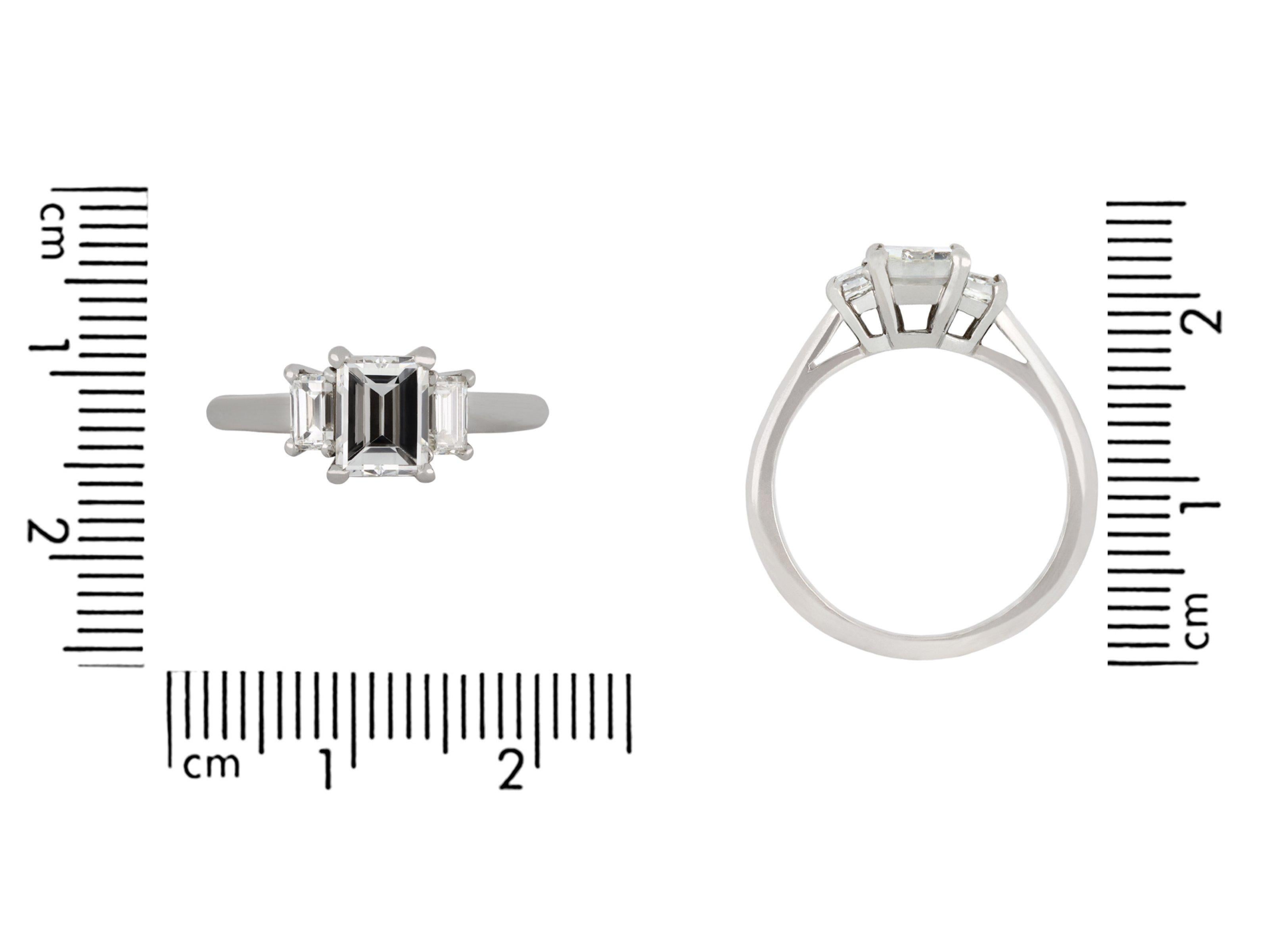 Cartier diamond flanked solitaire ring, circa 1960 For Sale 1