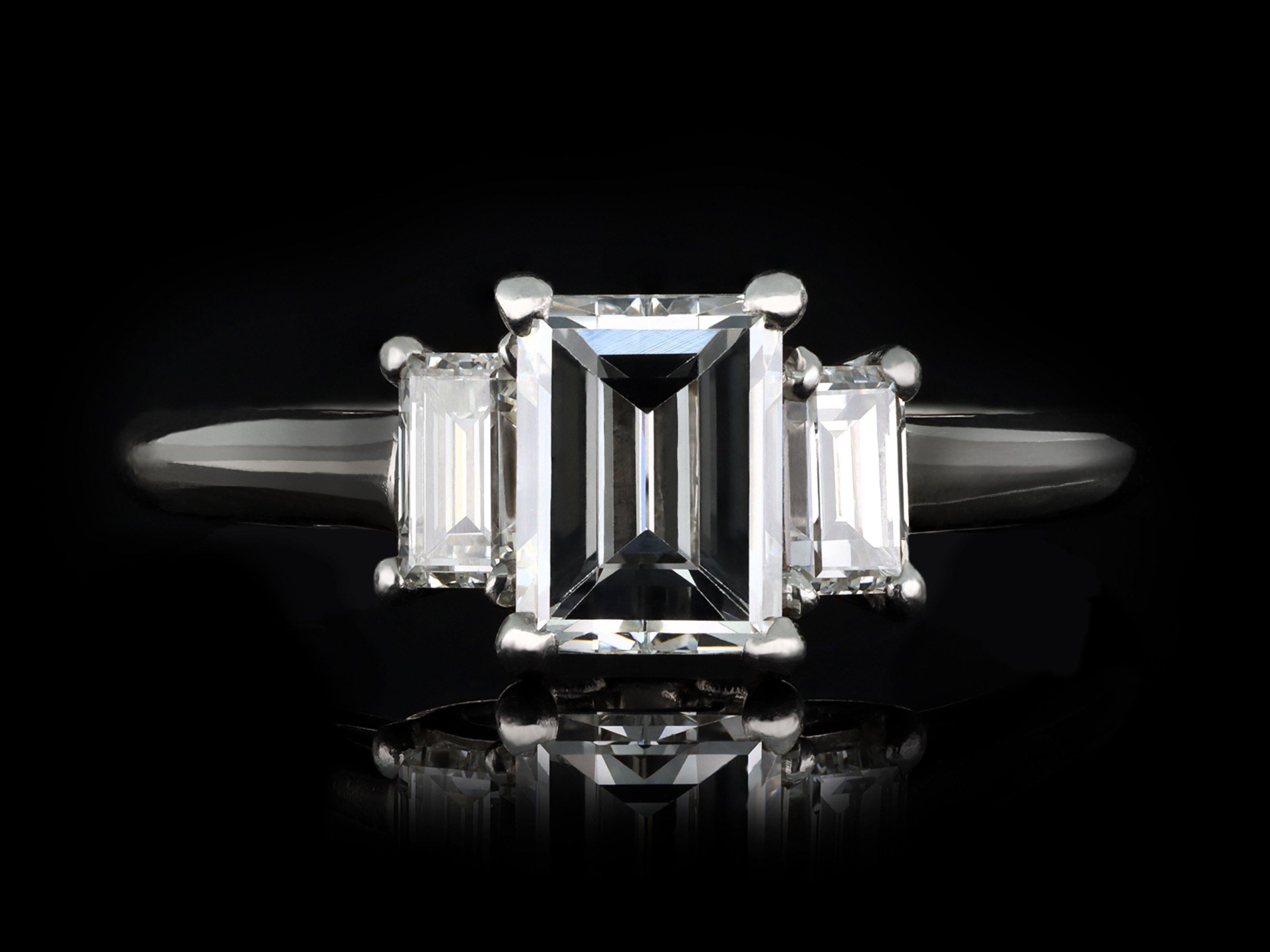 Cartier diamantbesetzter Solitärring, um 1960 im Angebot 4