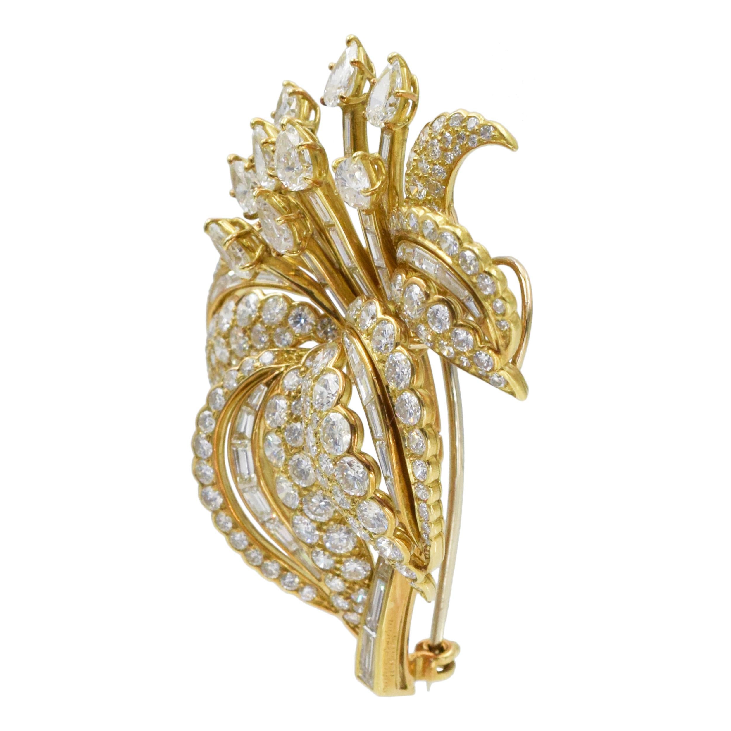 Cartier Broche fleur en diamants Excellent état - En vente à New York, NY