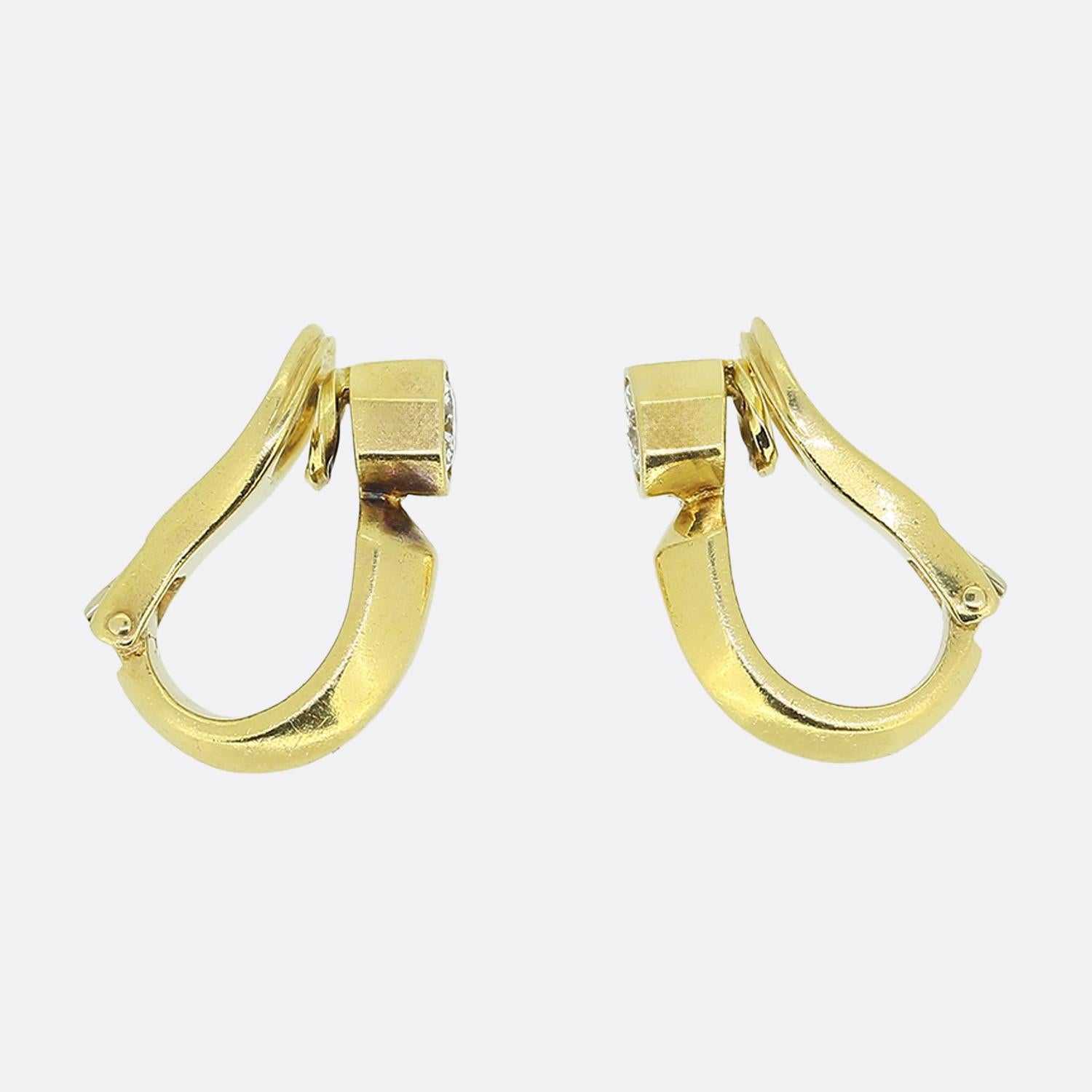 Taille brillant Boucles d'oreilles demi-boucles à diamants de Cartier en vente