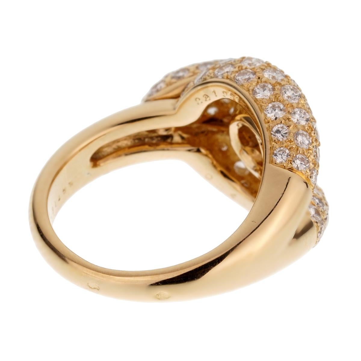 Taille ronde Cartier Bague cocktail en or jaune à nœud de diamants