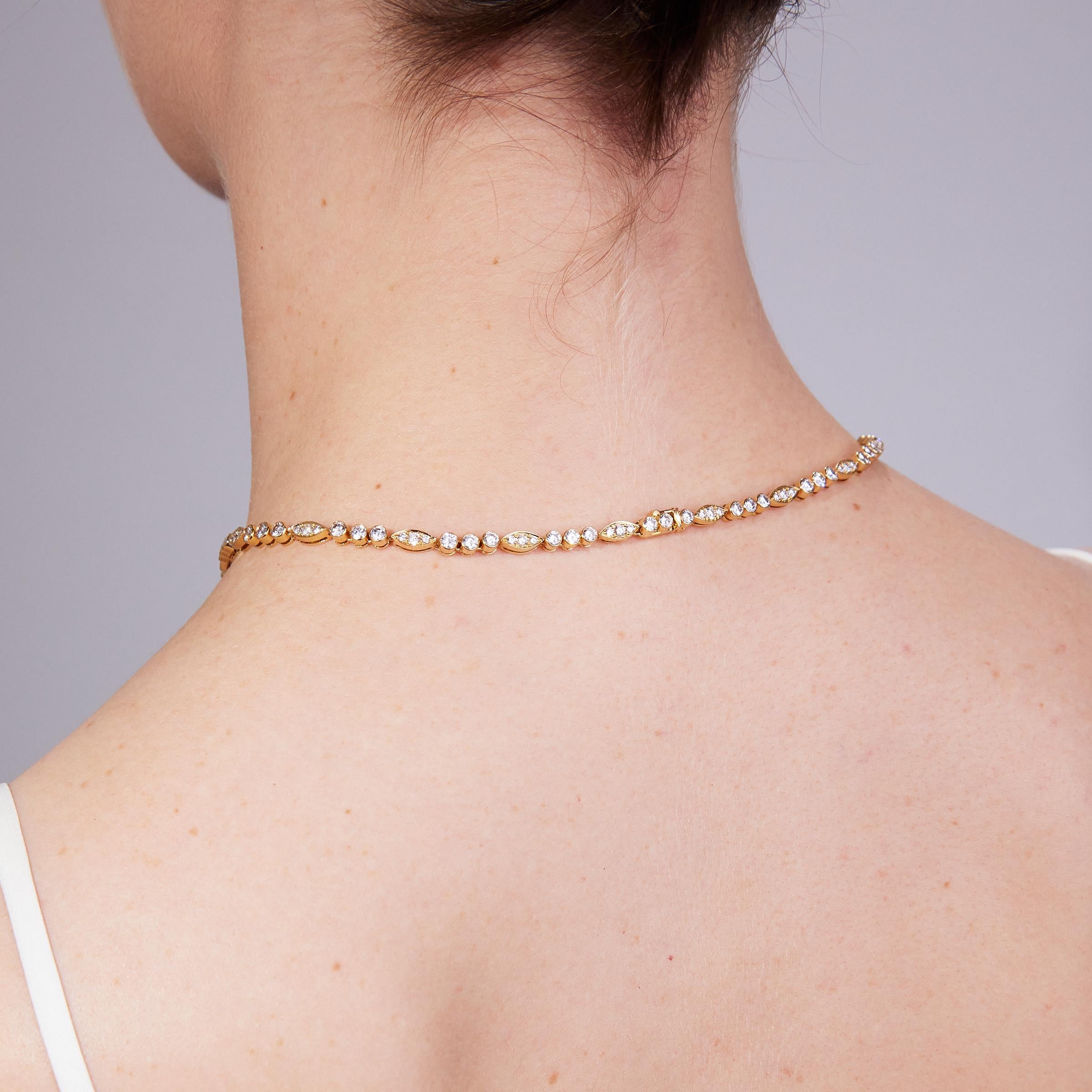 Cartier Diamant-Linien-Halskette und Perlen-Tropfen-Anhänger aus 18 Karat Gelbgold im Angebot 6