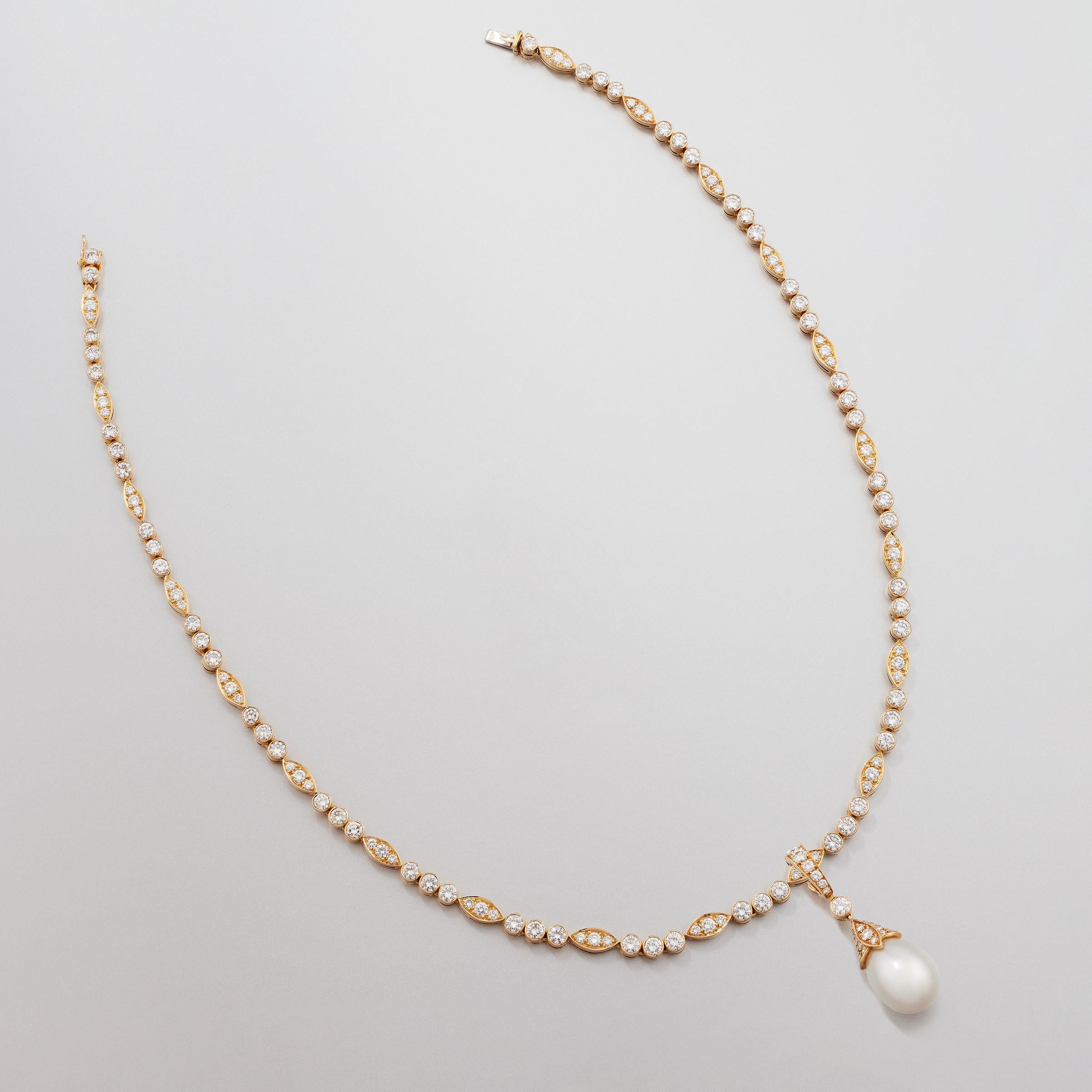 Cartier Diamant-Linien-Halskette und Perlen-Tropfen-Anhänger aus 18 Karat Gelbgold im Angebot 7