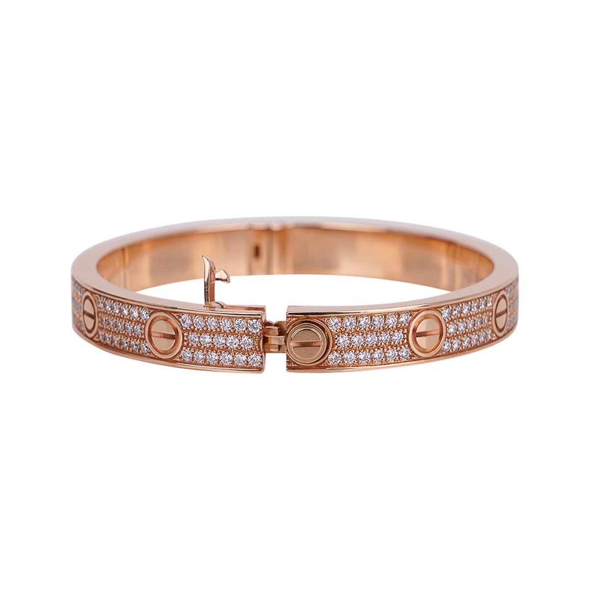 Cartier Bracelet Love en or rose 18 carats avec diamants Excellent état - En vente à Miami, FL