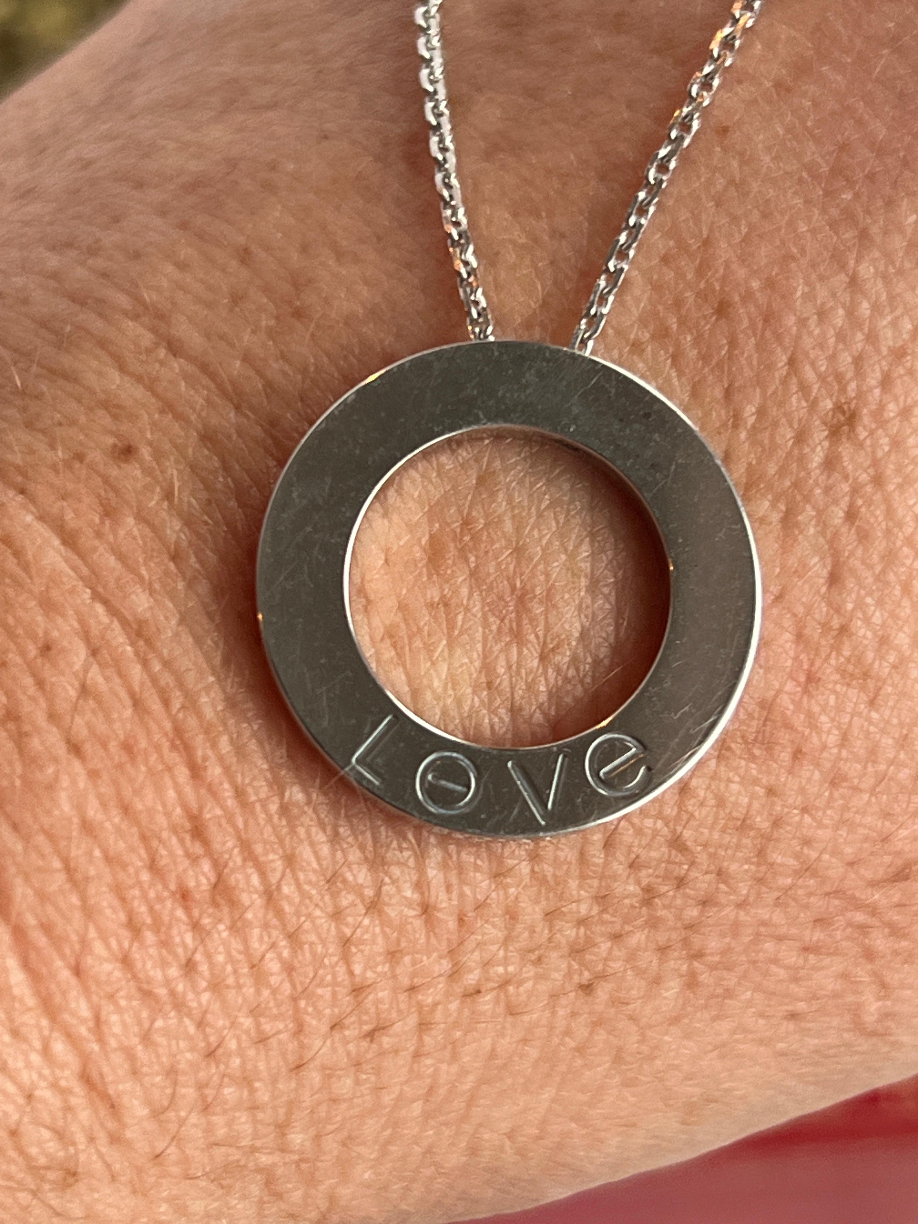 Cartier Diamant Love Collection 18k Weißgold Eternity-Anhänger-Halskette mit Diamanten (Brillantschliff)