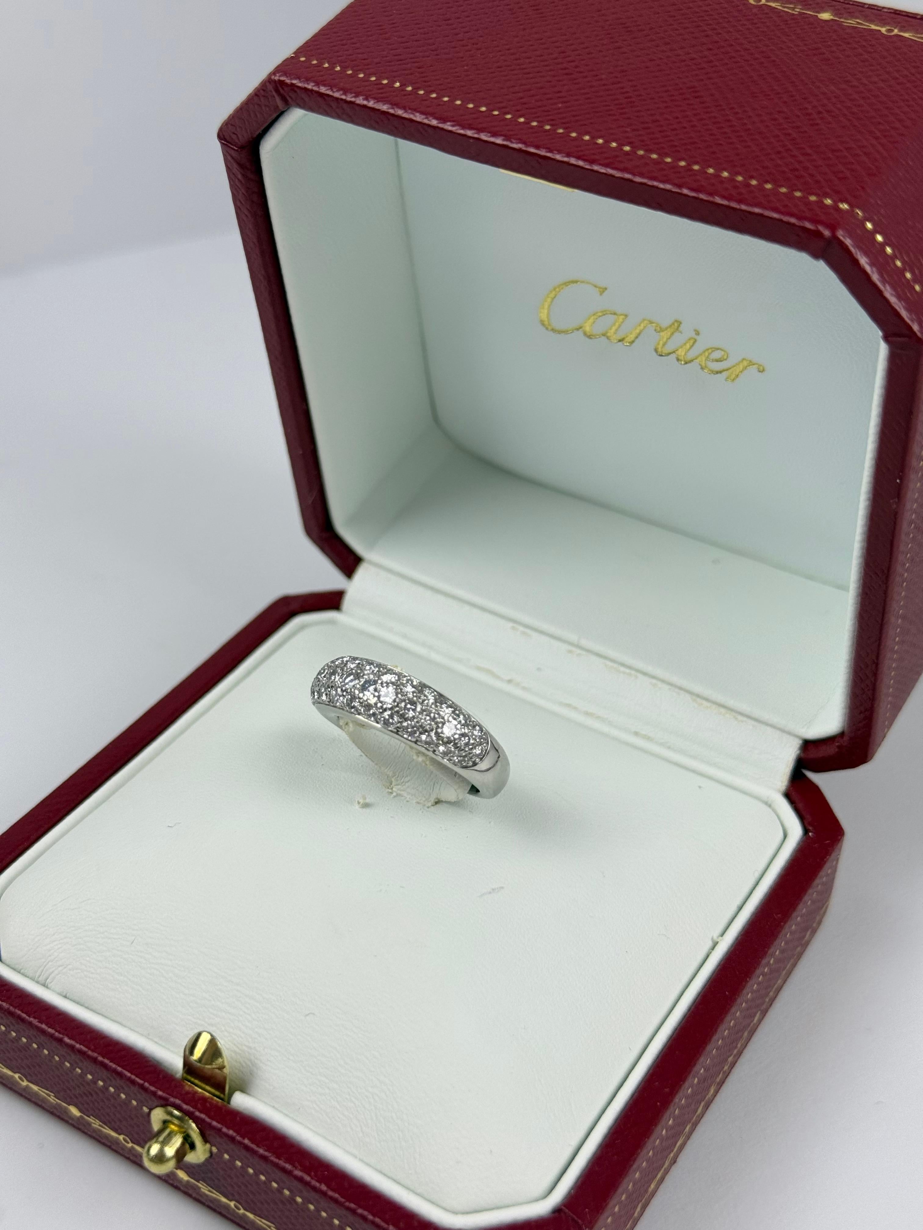 Cartier Diamant Pave 18k Weißgold Band Ring für Damen oder Herren im Angebot