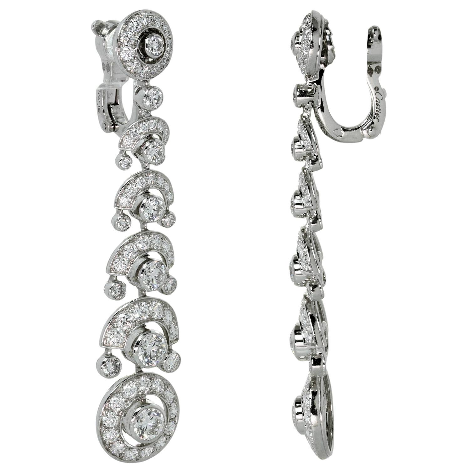 CARTIER Diamond Platinum Chandelier Earrings In Excellent Condition For Sale In New York, NY