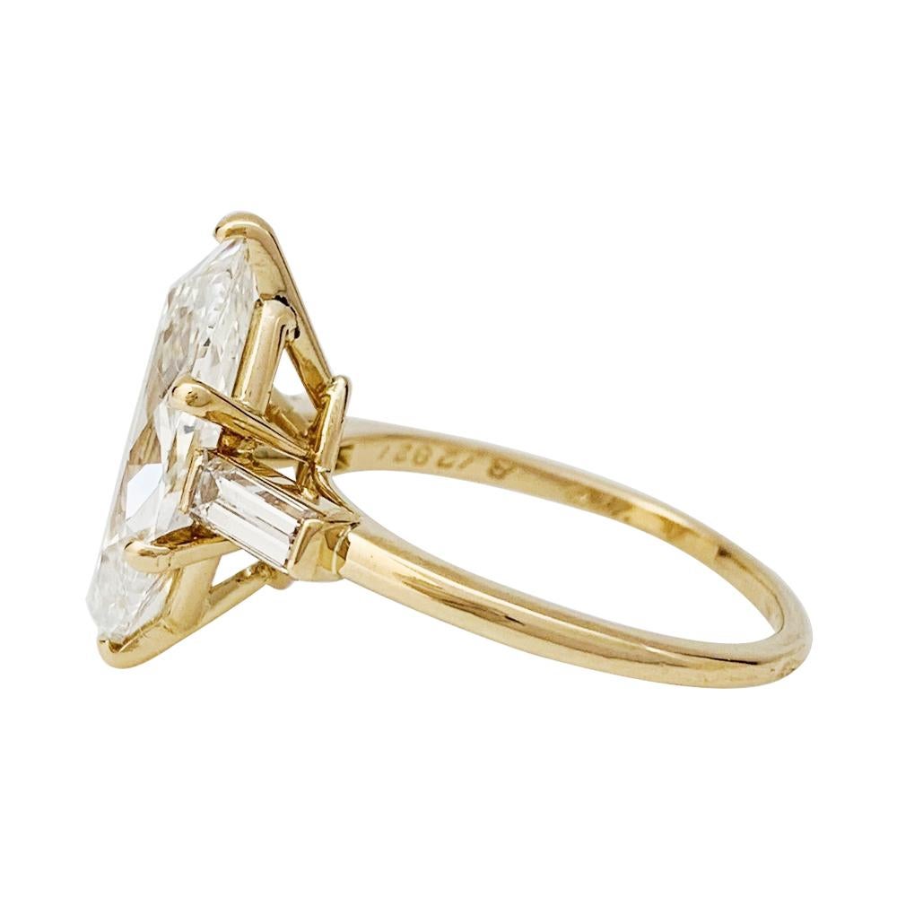 Cartier 3.15 Carat Marquise Cut Diamond Gold Ring In Excellent Condition In Paris, IDF