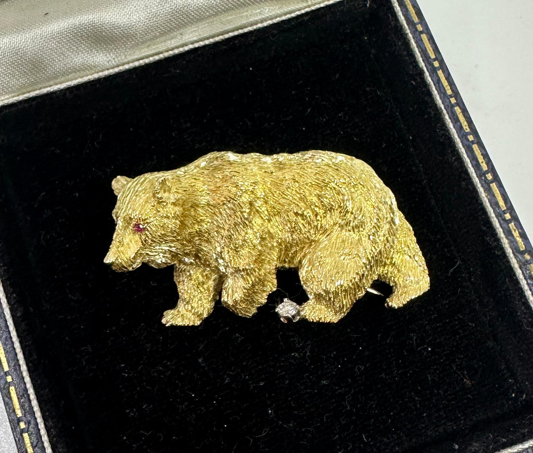 Alfiler Broche Oso Cartier Diamante Rubí Oro 18 Kilates Antiguo Firmado Corte redondo en venta