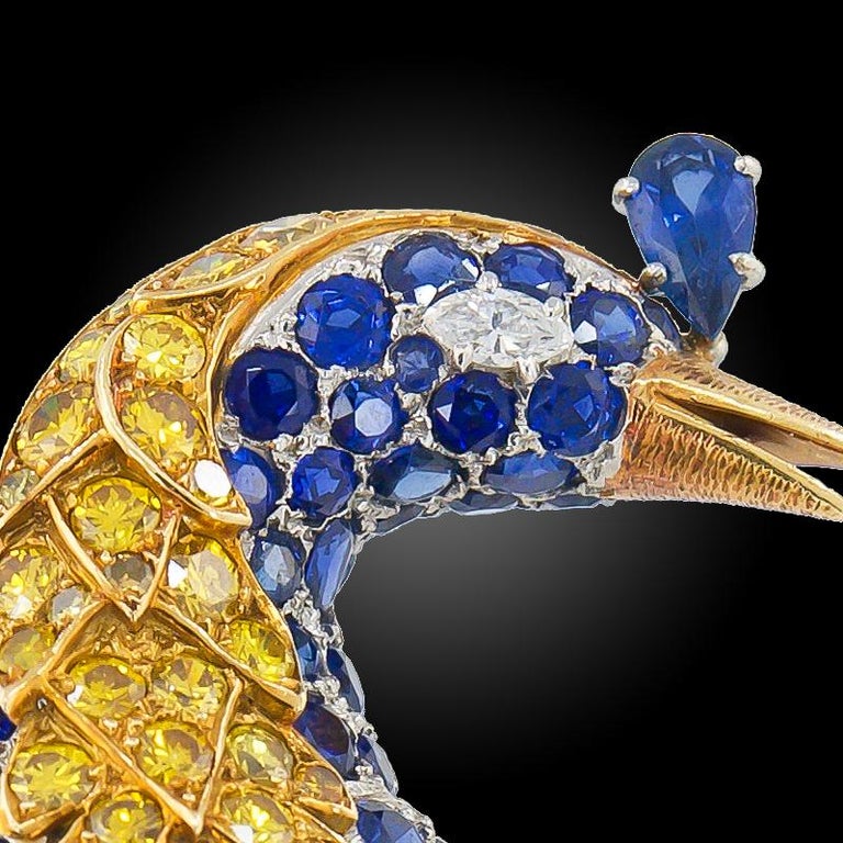 Round Cut Cartier Diamond Sapphire Yellow Gold Platinum Bird Brooch For Sale