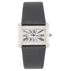 Cartier: Uhr Tank Divan WA301236 mit Diamanten besetzt
