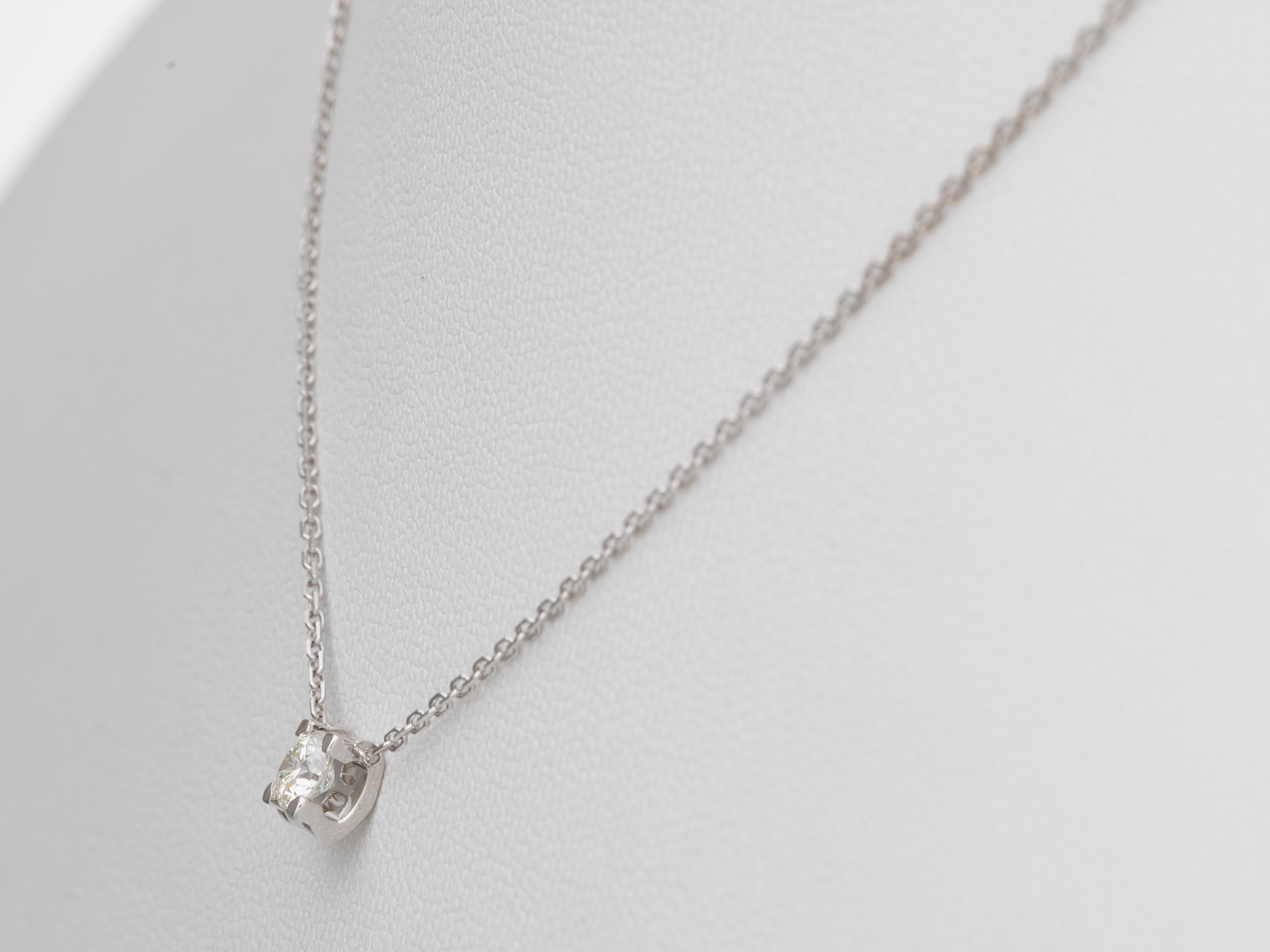 Art Déco Cartier Collana con solitario di diamanti in oro bianco 18 carati C de Cartier con scatola RRP £4400 in vendita
