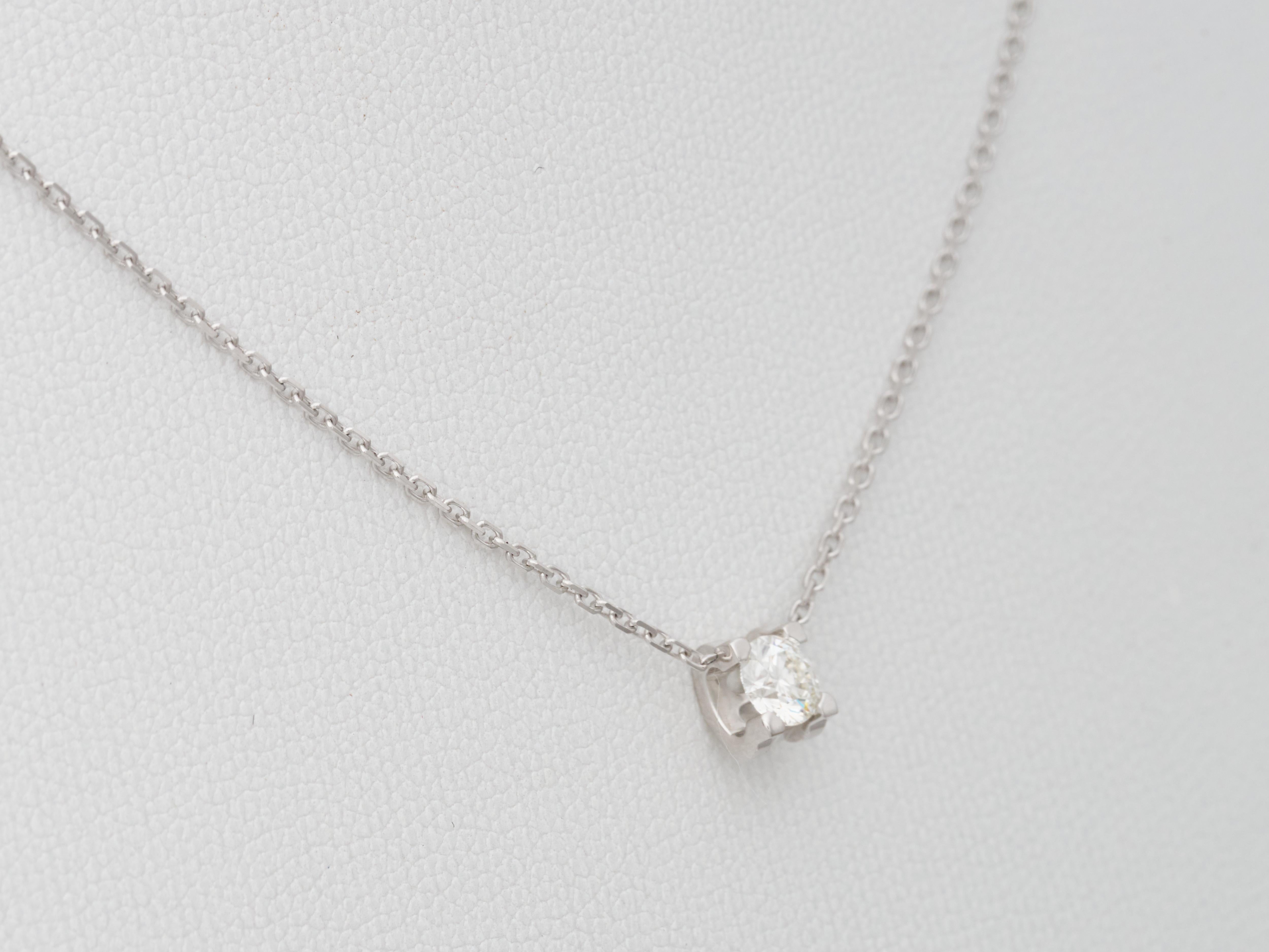 Donna Cartier Collana con solitario di diamanti in oro bianco 18 carati C de Cartier con scatola RRP £4400 in vendita