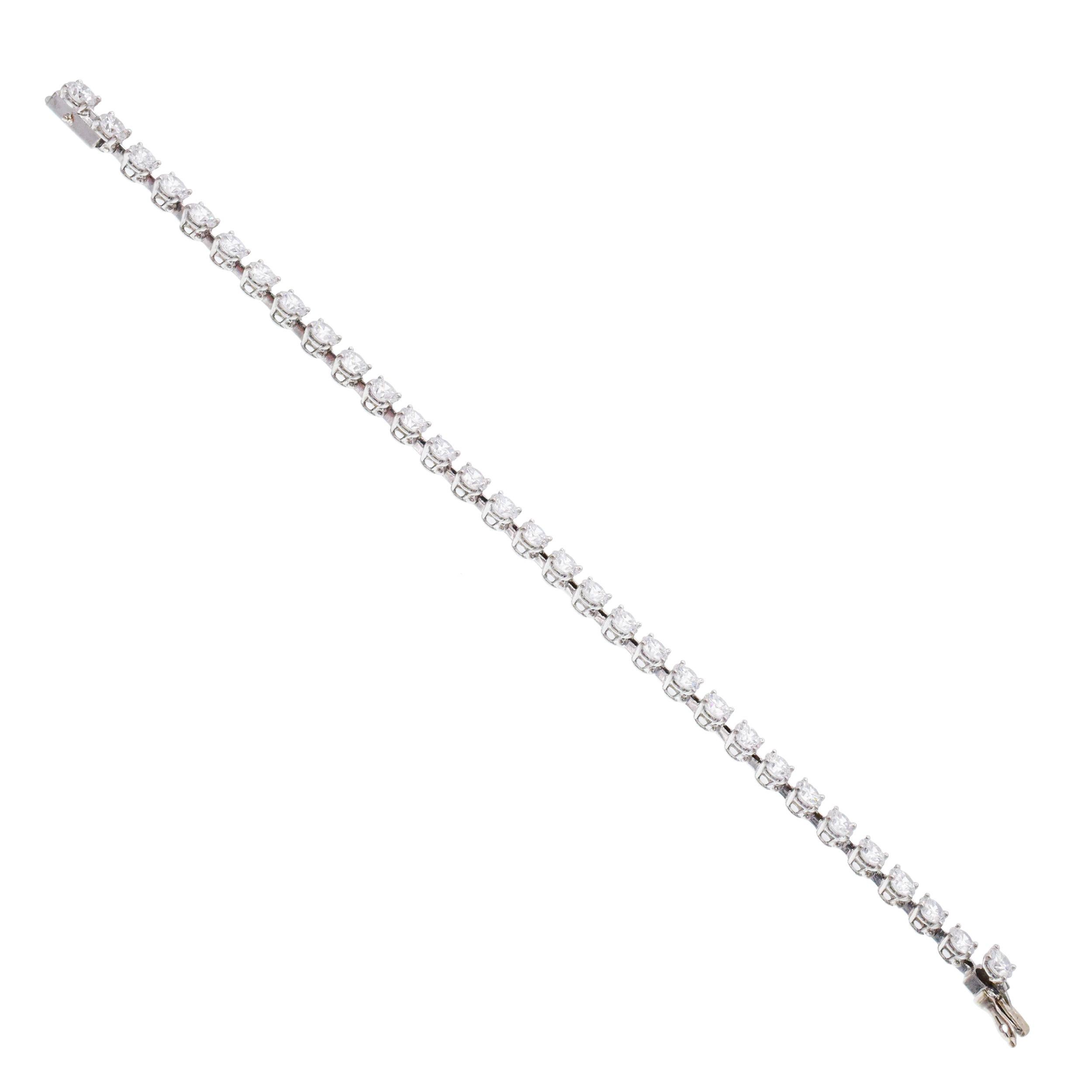 Cartier Diamond Tennis Bracelet in Platinum. 4