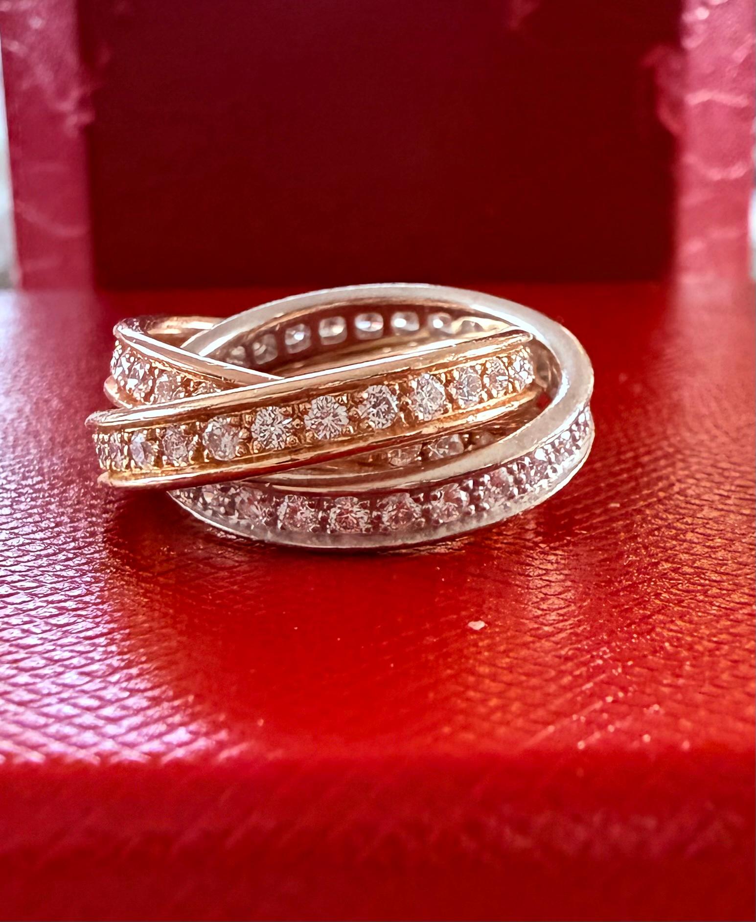 Brilliant Cut Cartier Diamond Trinity Band Rolling Ring tri Color 18K