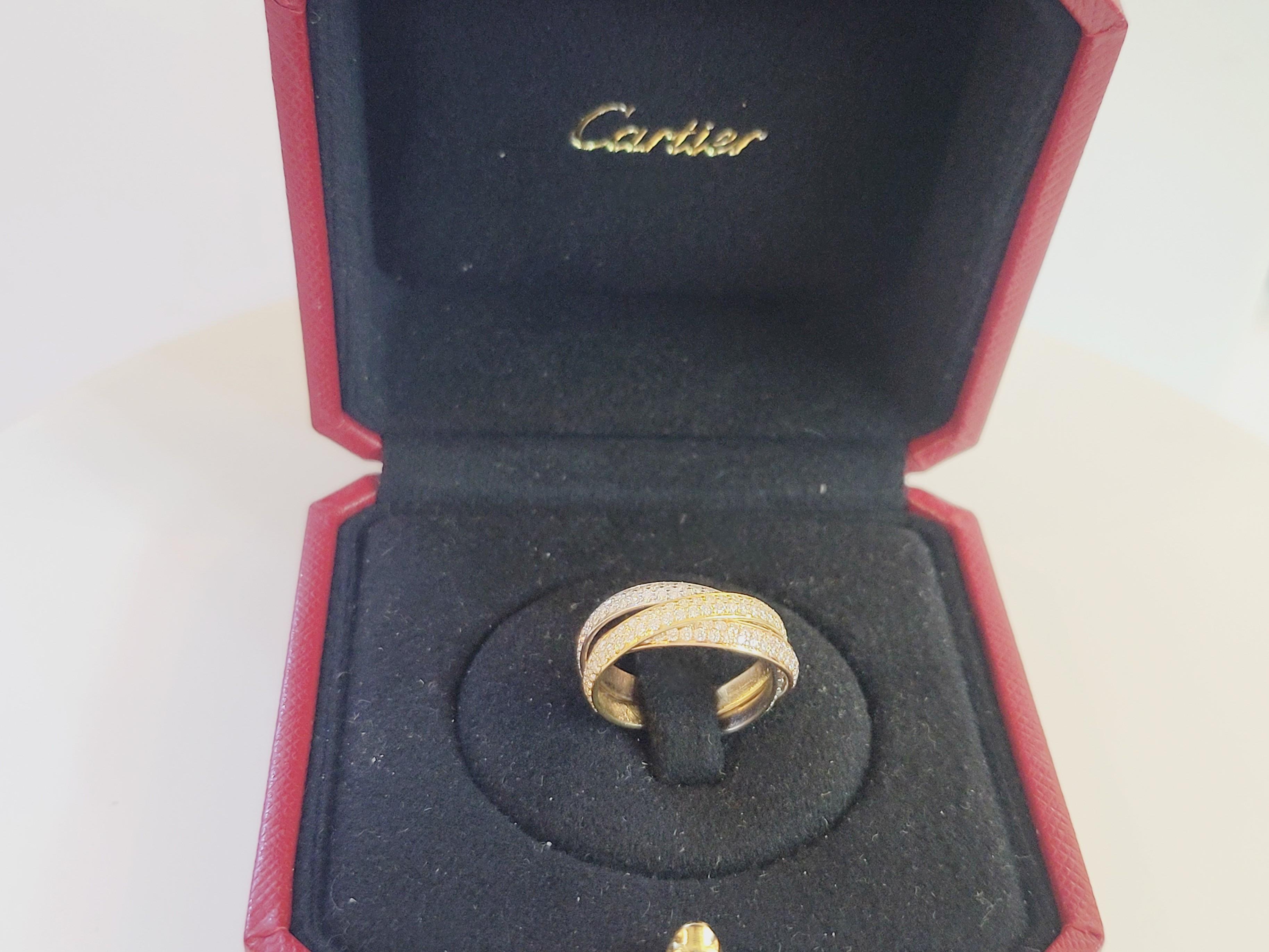 Cartier Diamant Trinity Kleiner Modell Tri-Color Goldring mit dreifarbigem Diamanten (Brillantschliff)