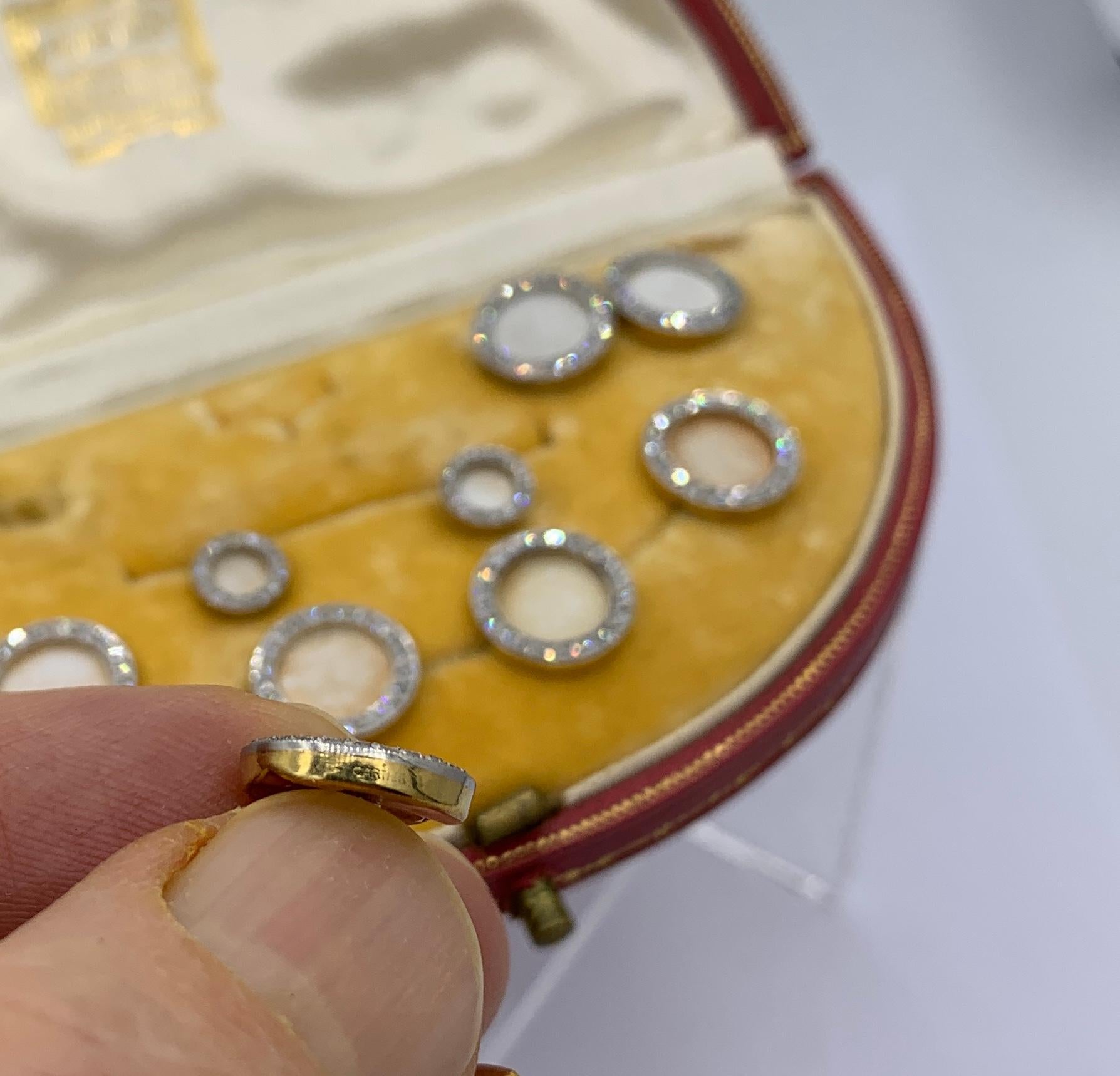 Set di gemelli con borchie Cartier con diamante e smalto bianco per abiti da cerimonia Art Deco 1910 in vendita 8