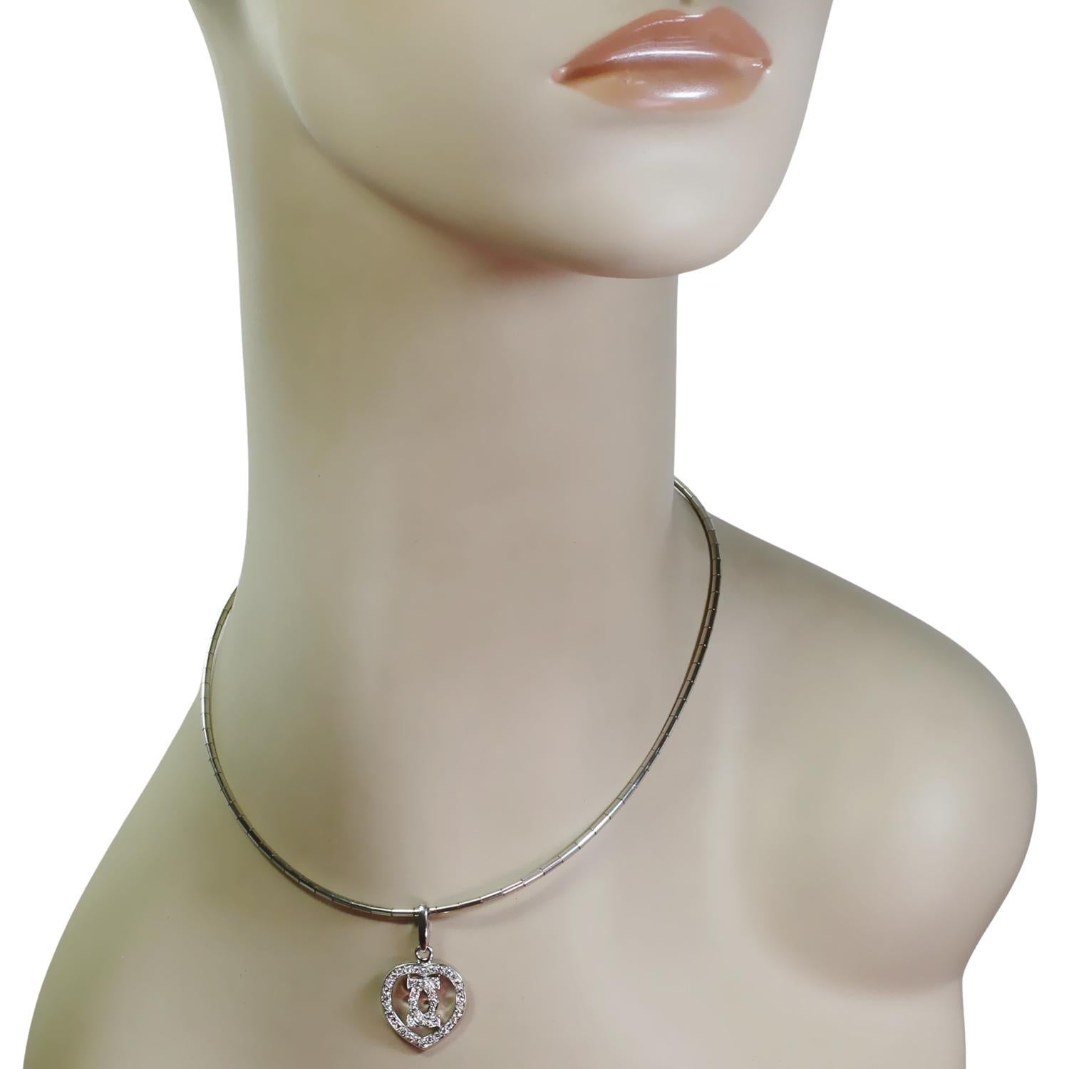 CARTIER Halskette mit Herzanhänger aus Weißgold mit Diamanten im Zustand „Hervorragend“ im Angebot in New York, NY