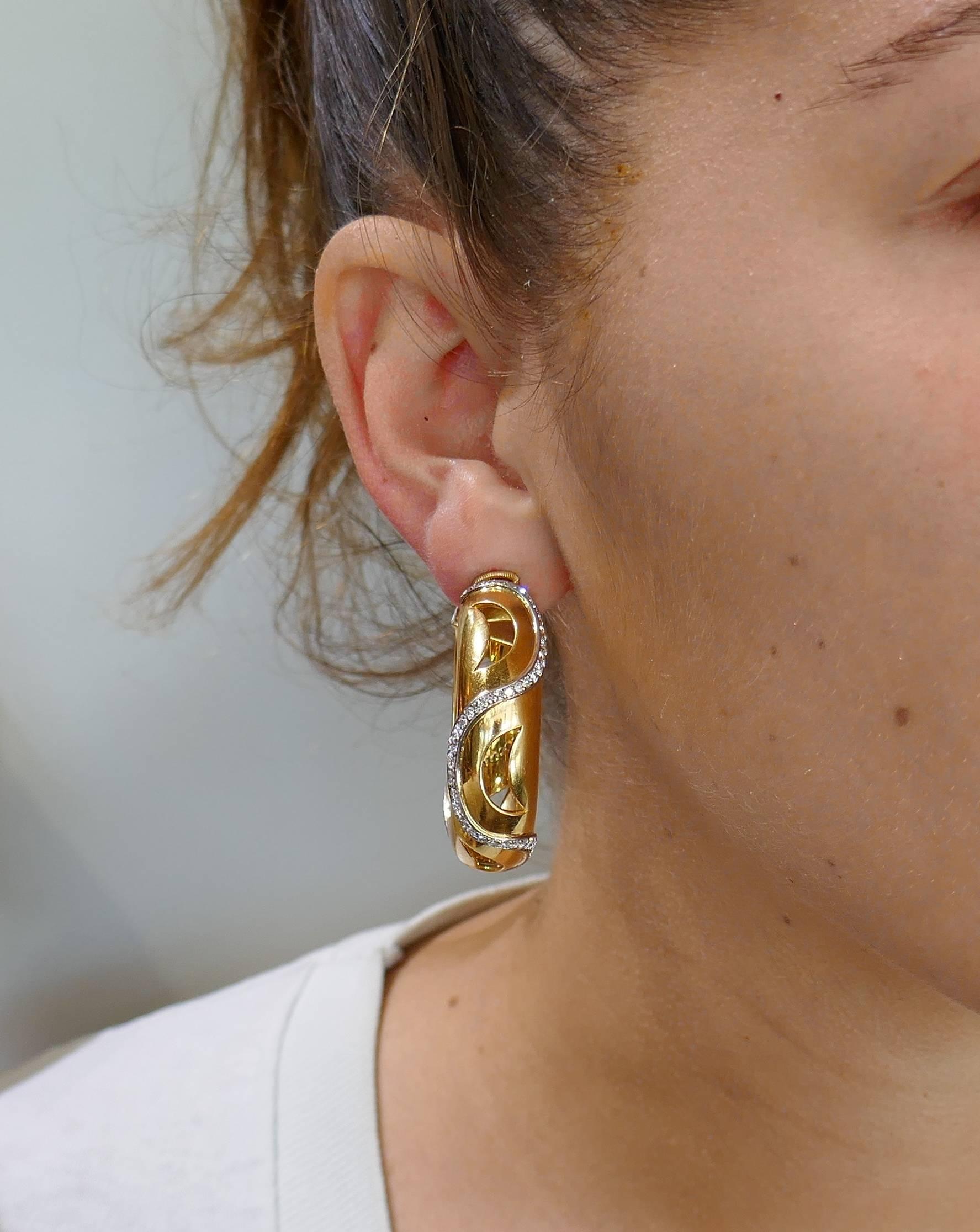senco gold earrings below 10