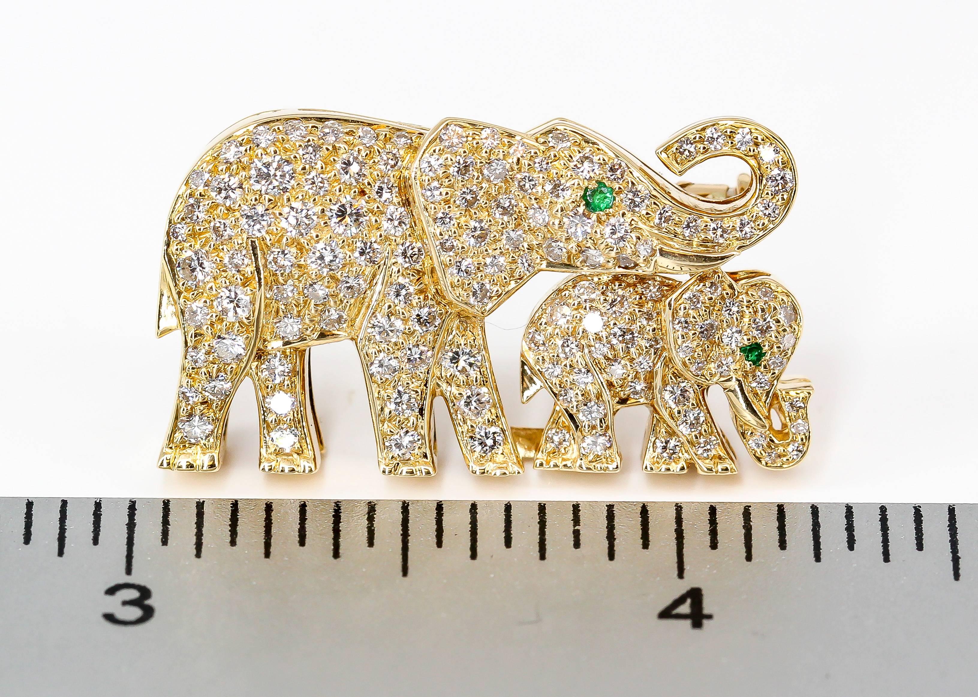 Women's or Men's Cartier Diamond, Emerald and Yellow Gold Elephant Brooch