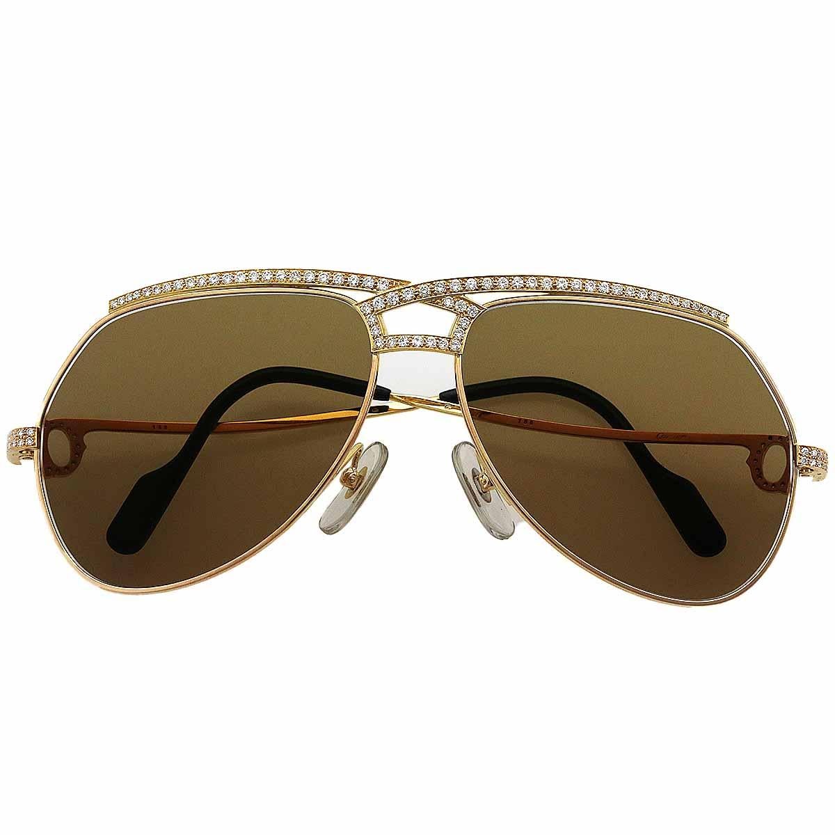 Marque:Cartier
Nom:Lunettes Vendome Papillon 130 59-14
Matériau : Diamants, or jaune 750 K18 YG
Taille : H50mm×W56mm / H1.96in×W2.20in（Approx)
Couleur : or×marron
Livré avec : étui Cartier, pochette x 2, / certificat de réparation Cartier (Juin 2021)