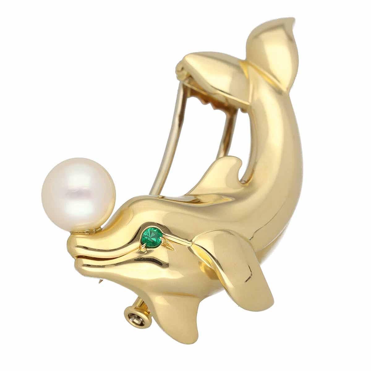 ■Item No.: 21140302
■Brand: Cartier
■Name: ORFY Clip Brooch
■Model Number: -
■Material: 1P Pearl, 1P Emerald,750 K18 YG Yellow Gold
■Size: Approximately H17.14mm × W40mm / 0.67inch × 1.57inch (Approx)
■Reference Price: -
■Comes with: Cartier Box,