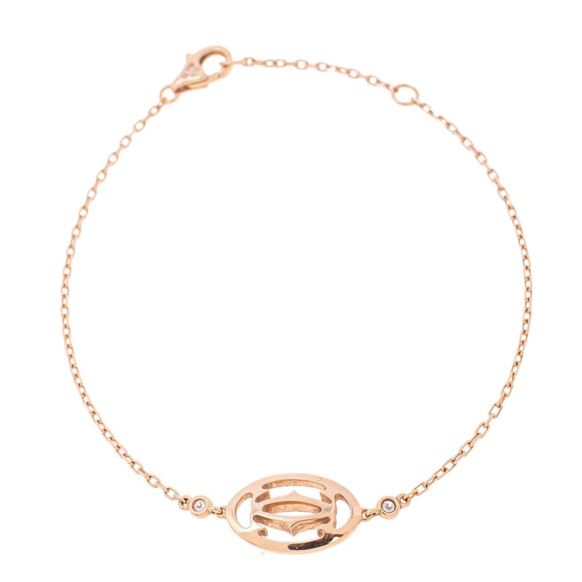 The 'Logo' collection bears the Cartier stamp as testimony to a jewelry-making tradition. The Double C signature initially employed by Louis Cartier elegantly adorns this bracelet, crafted from 18K rose gold, featuring two round brilliant cut