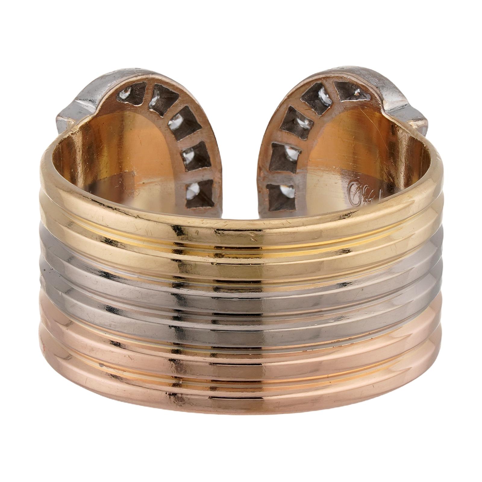 CARTIER Double C Diamond 18k Tri-Color Gold Ring en vente 2