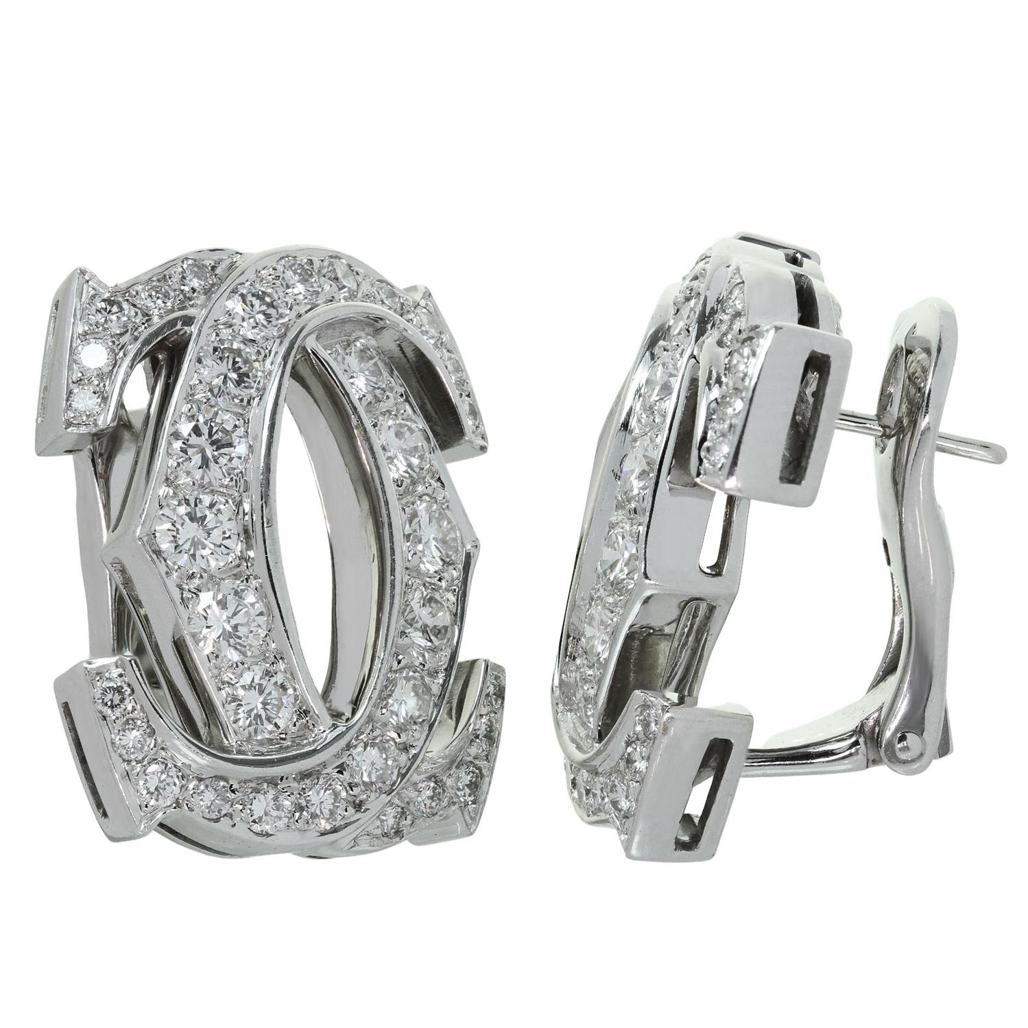 CARTIER Doppel-C-Diamant-Ohrringe aus Weißgold, Großes Modell im Zustand „Hervorragend“ im Angebot in New York, NY