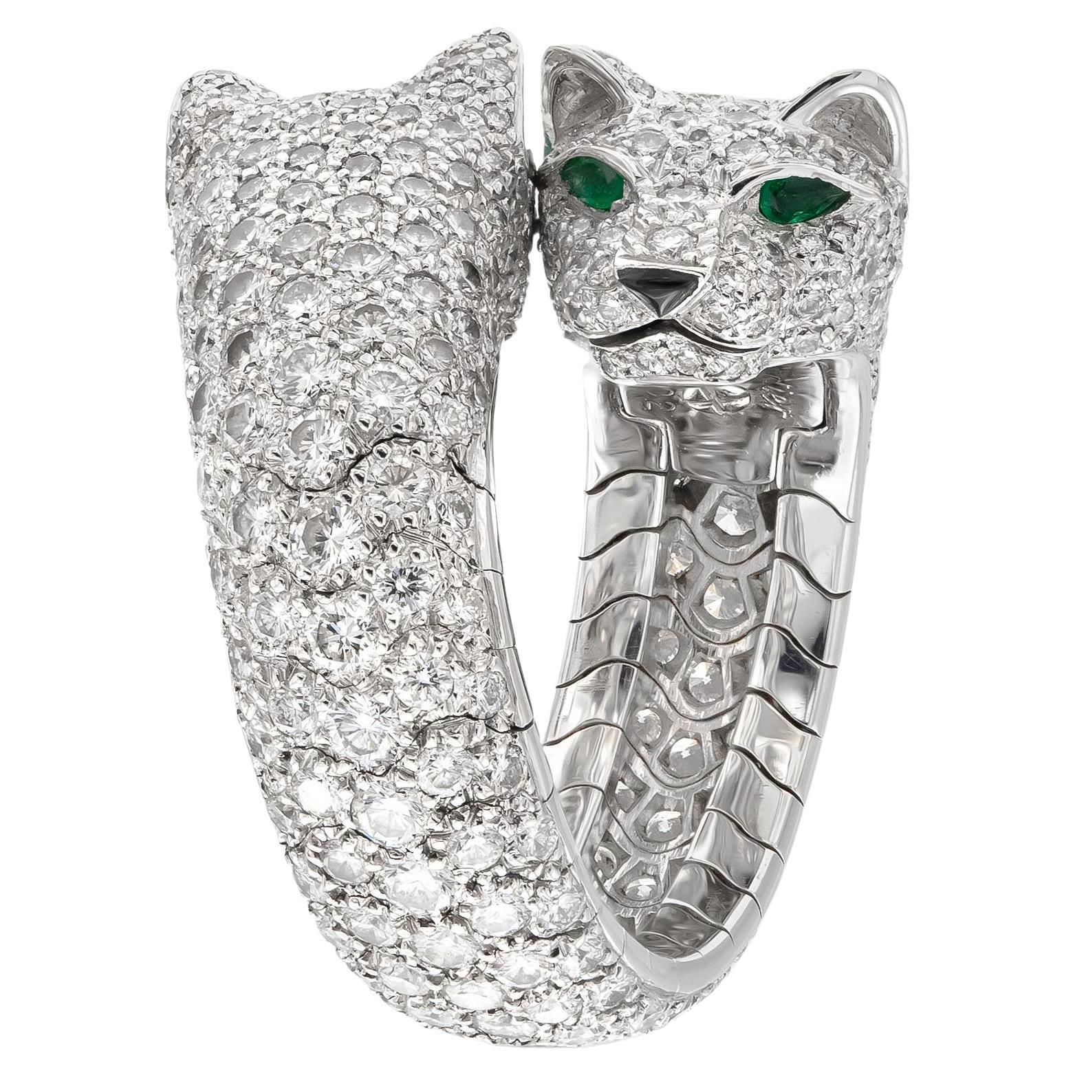 Im Angebot: Cartier Panther-Ring mit doppeltem Perlen ()